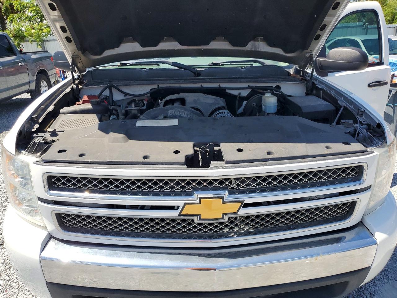 2012 Chevrolet Silverado C1500 White vin: 1GCNCPEA3CZ293433