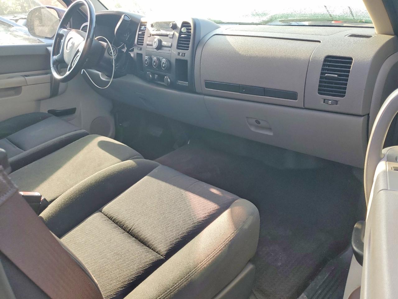 2013 Chevrolet Silverado C1500 White vin: 1GCNCPEA5DZ104928