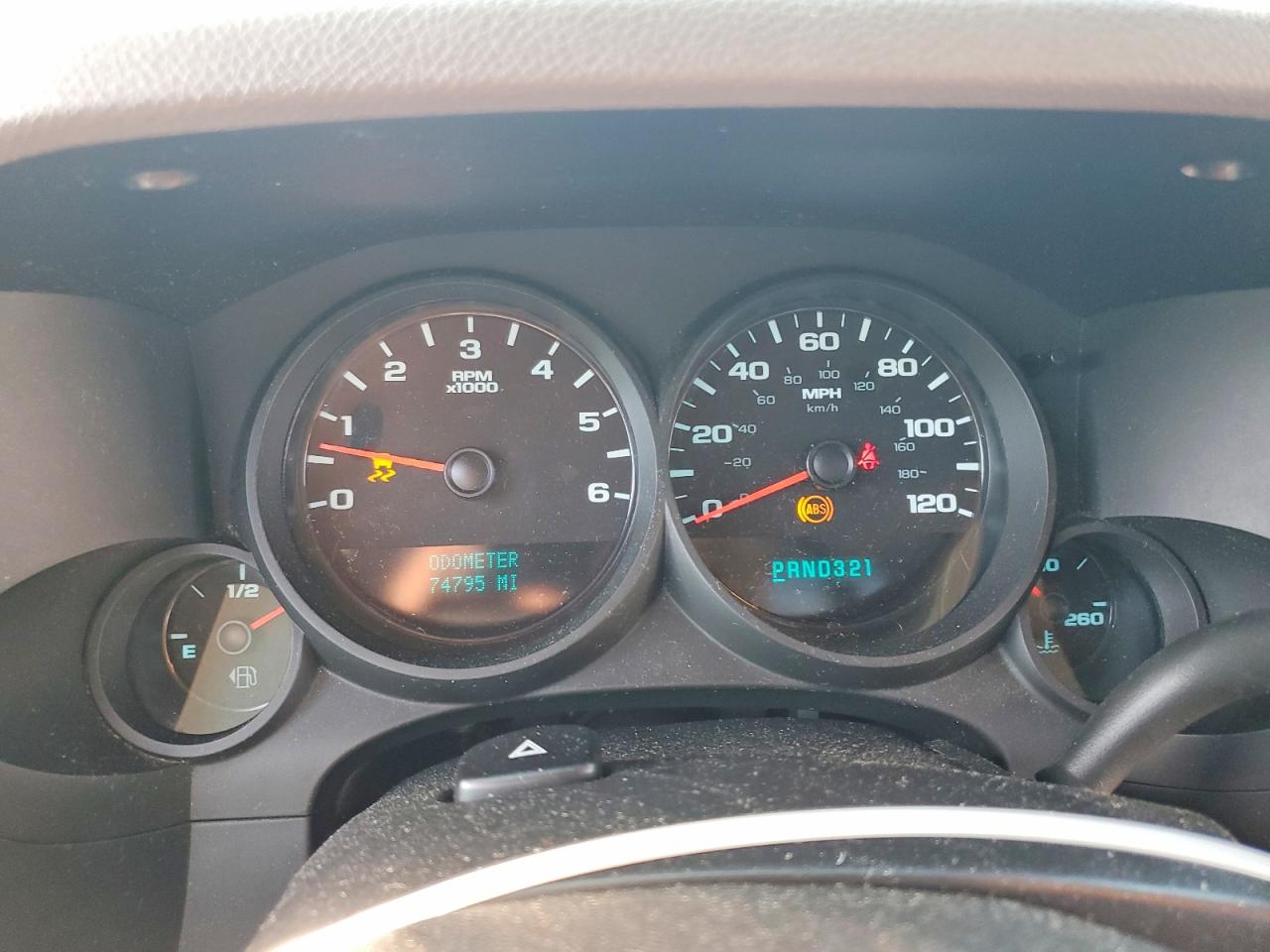 2013 Chevrolet Silverado C1500 White vin: 1GCNCPEA5DZ104928