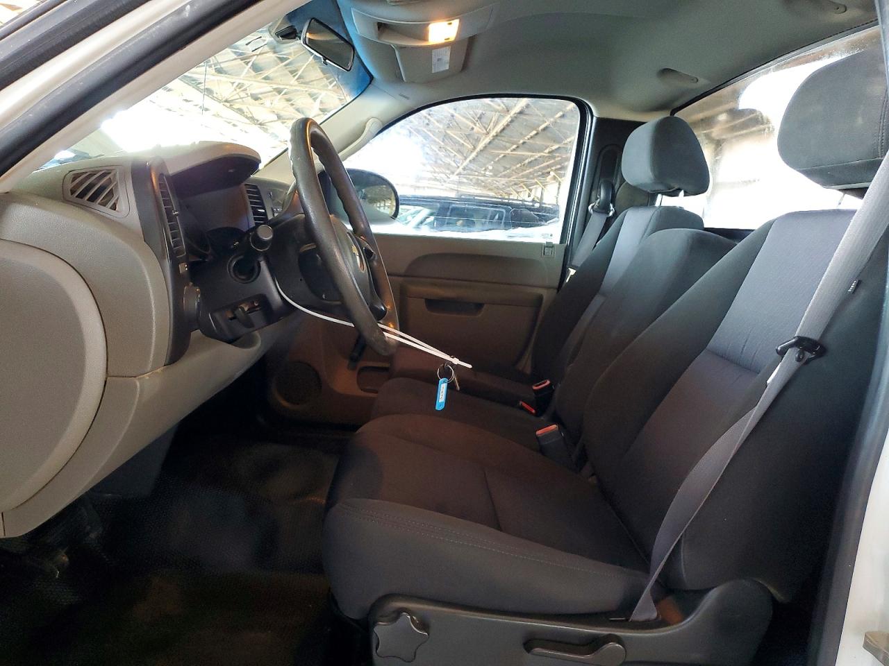 2011 Chevrolet Silverado C1500 White vin: 1GCNCPEA6BZ322972