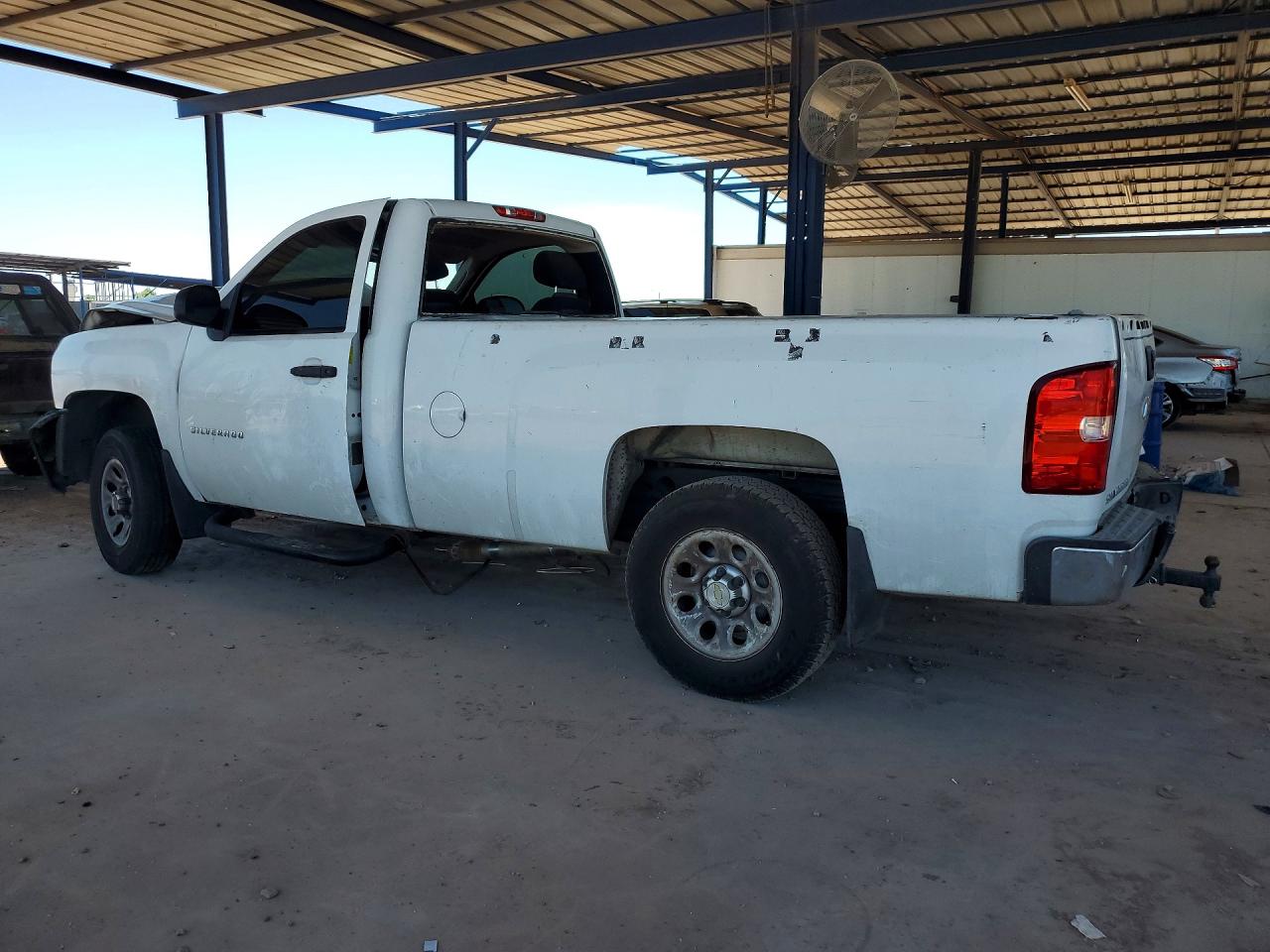 2011 Chevrolet Silverado C1500 White vin: 1GCNCPEA7BZ328926