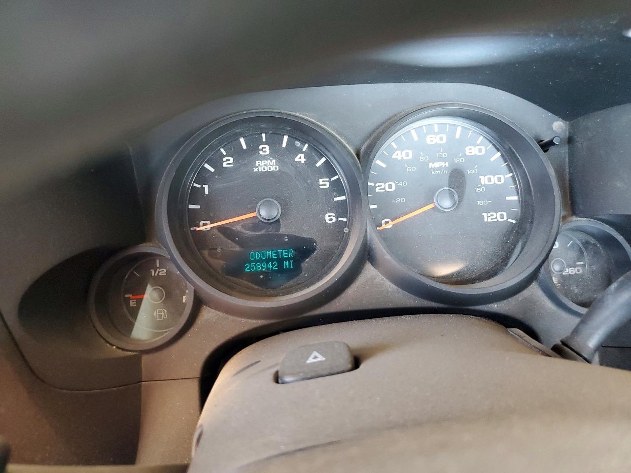 2011 Chevrolet Silverado C1500 White vin: 1GCNCPEA7BZ328926