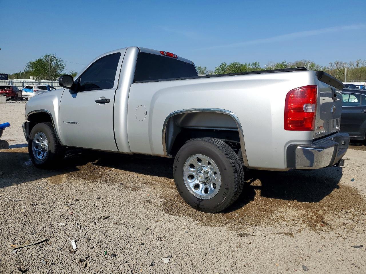2011 Chevrolet Silverado C1500 Silver vin: 1GCNCPEAXBZ372340