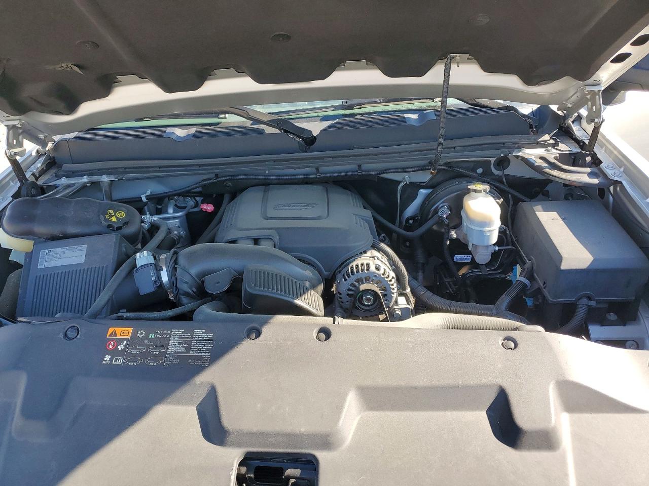2011 Chevrolet Silverado C1500 Silver vin: 1GCNCPEAXBZ372340