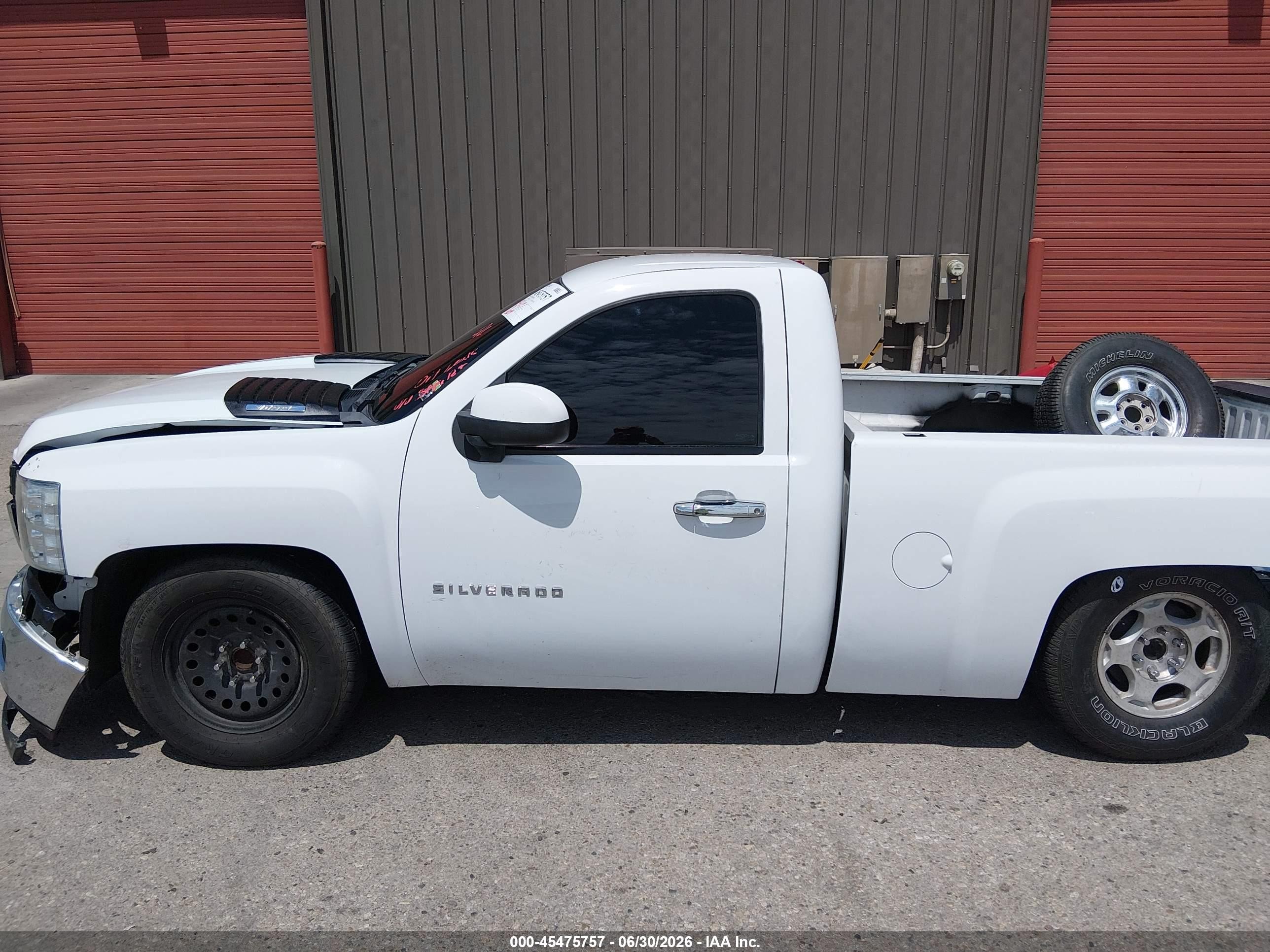 2012 Chevrolet Silverado 1500 Work Truck White vin: 1GCNCPEAXCZ255777