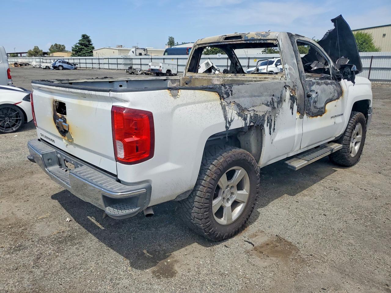 2014 Chevrolet Silverado C1500 White vin: 1GCNCPEC0EZ139427