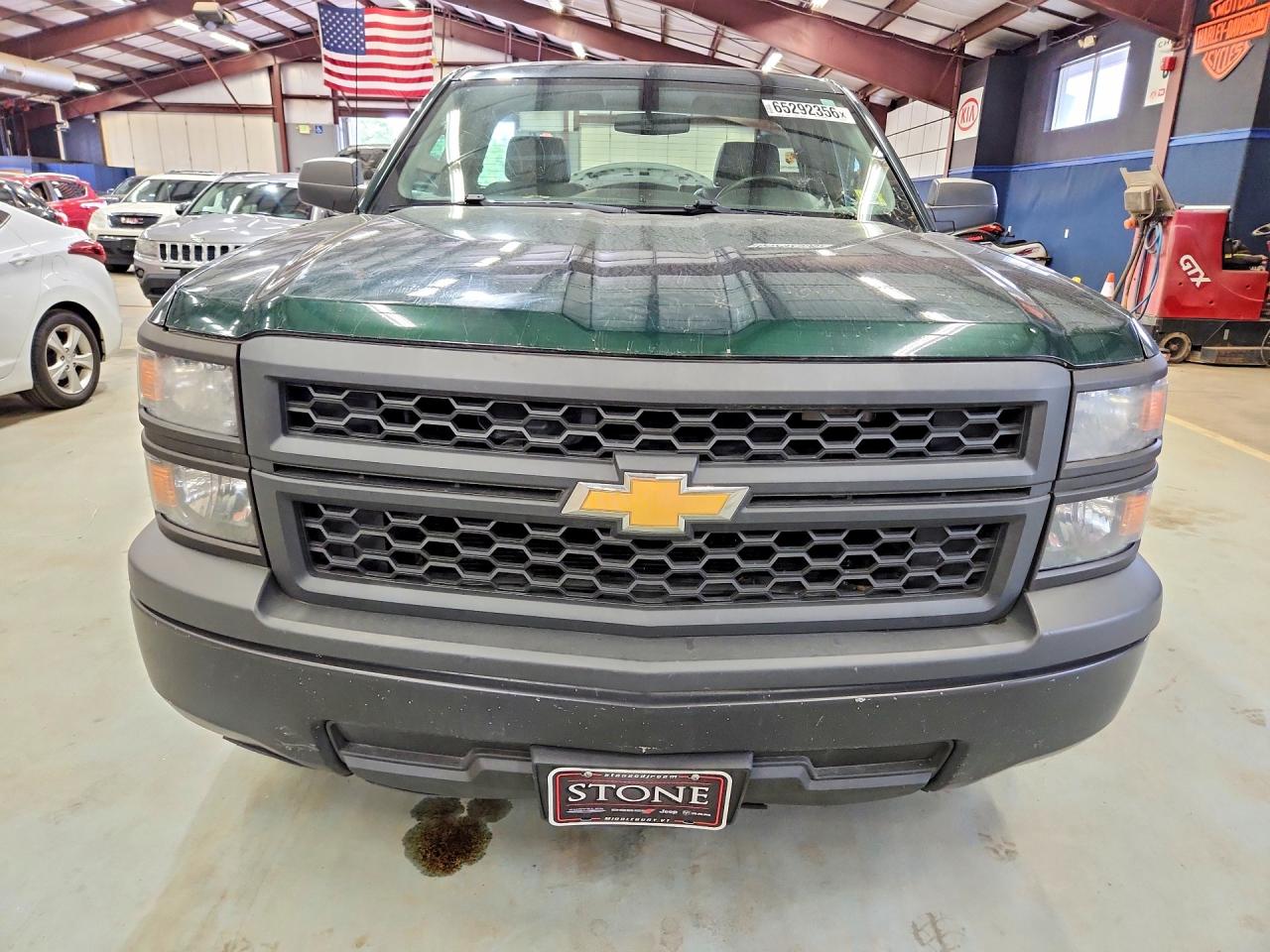 2015 Chevrolet Silverado C1500 Green vin: 1GCNCPEC2FZ347892