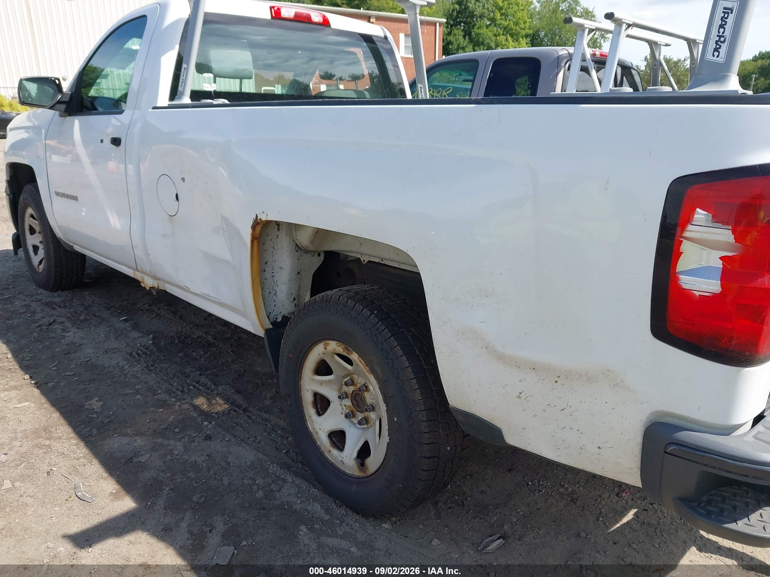 2015 Chevrolet Silverado 1500 Wt White vin: 1GCNCPEH2FZ190327