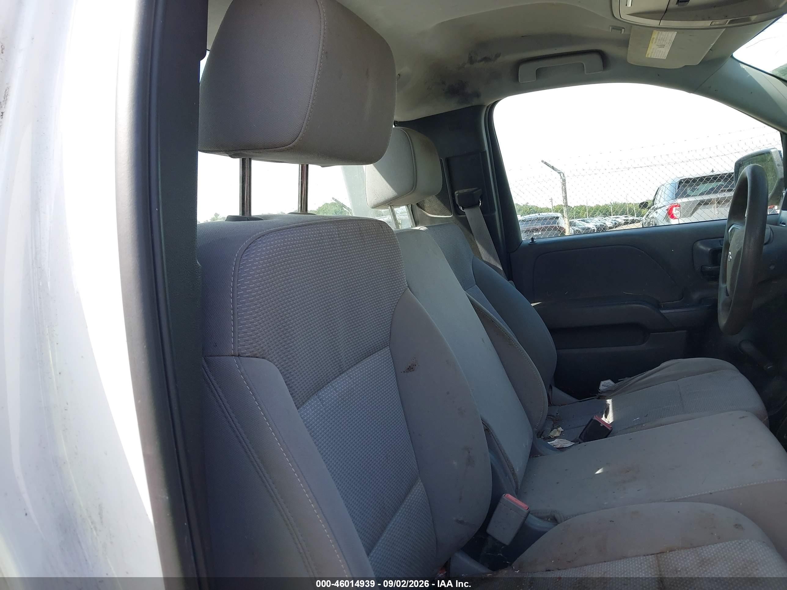 2015 Chevrolet Silverado 1500 Wt White vin: 1GCNCPEH2FZ190327