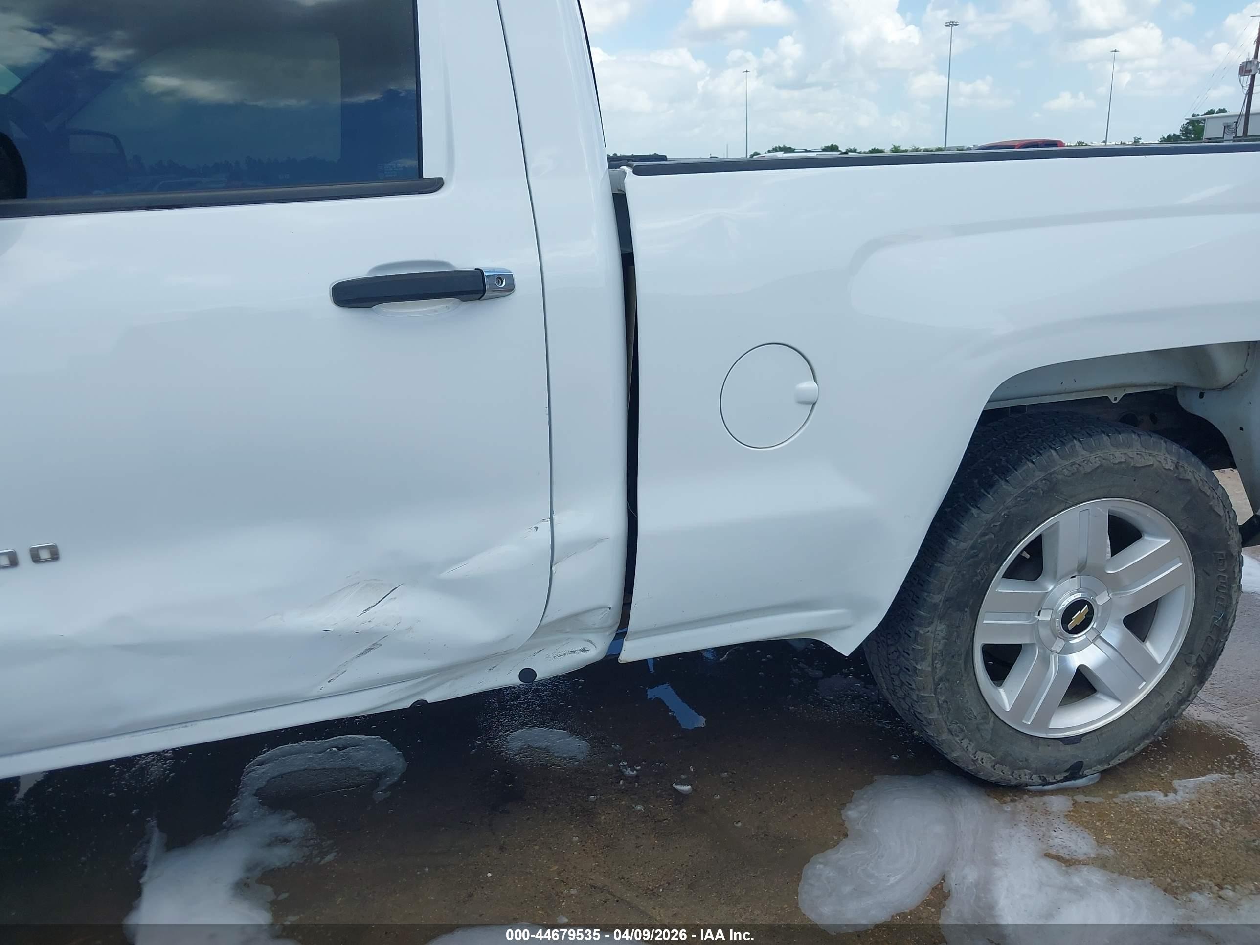 2015 Chevrolet Silverado 1500 Wt White vin: 1GCNCPEH3FZ301161
