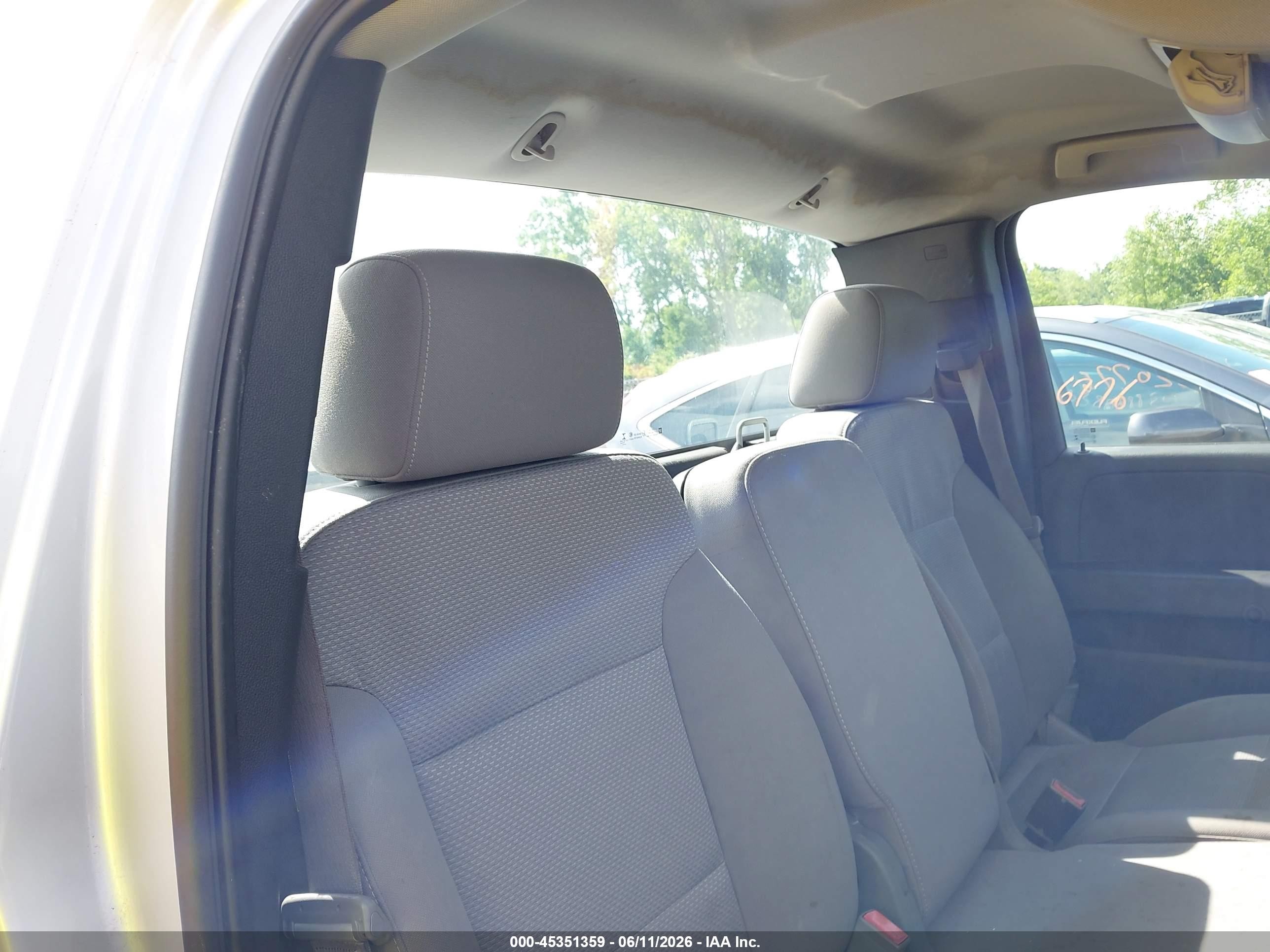 2015 Chevrolet Silverado 1500 Work Truck Silver vin: 1GCNCPEH7FZ432139