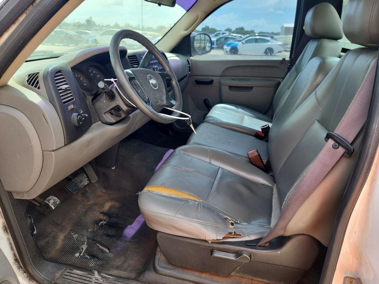 2012 Chevrolet Silverado C1500 White vin: 1GCNCPEX0CZ127701