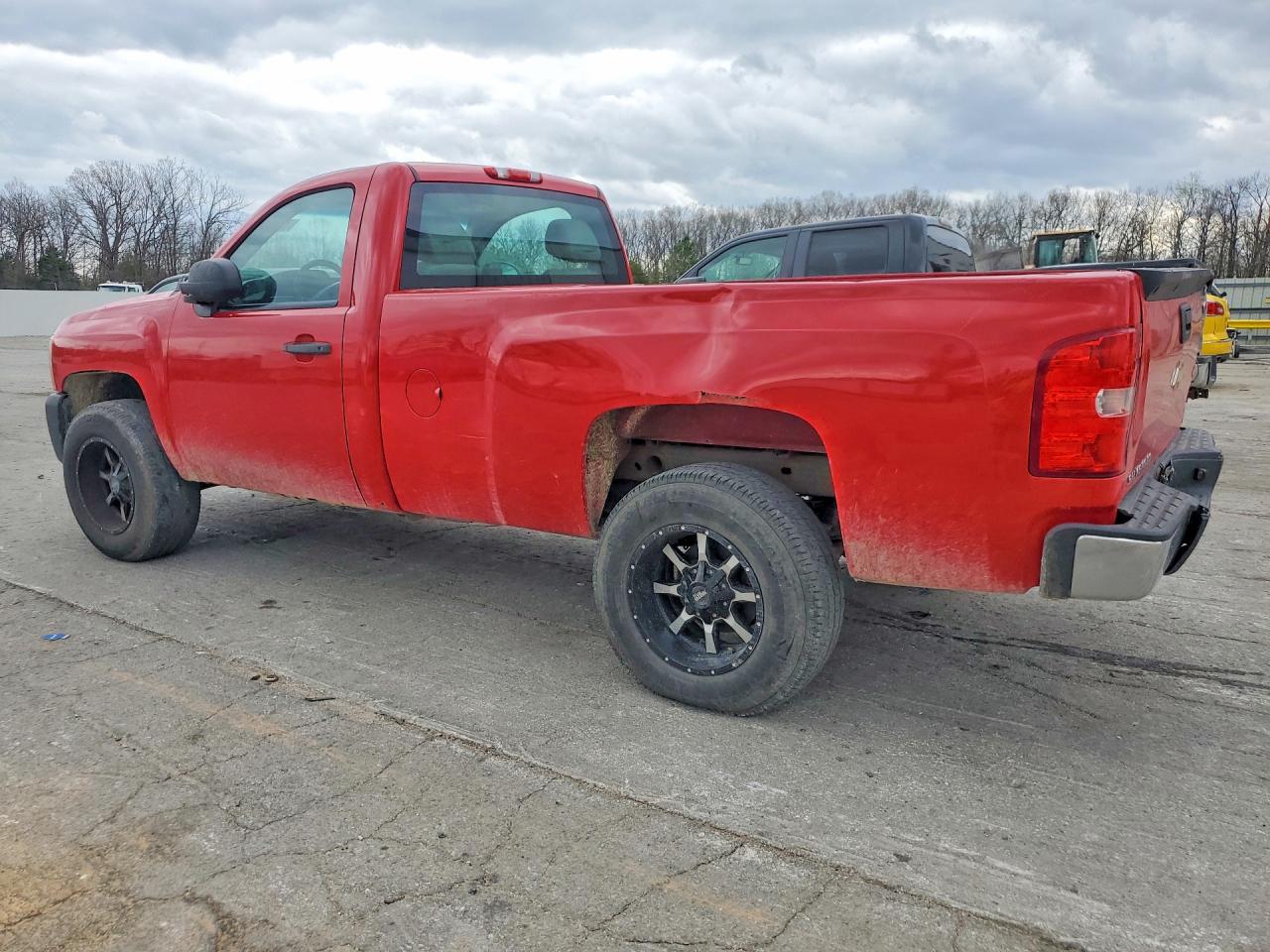 2013 Chevrolet Silverado C1500 Red vin: 1GCNCPEX0DZ123309