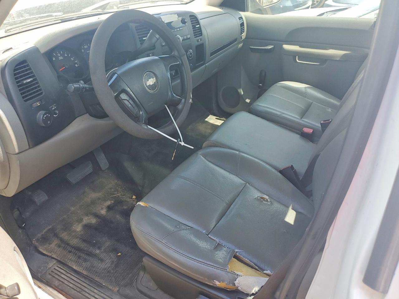 2013 Chevrolet Silverado C1500 White vin: 1GCNCPEX0DZ303633