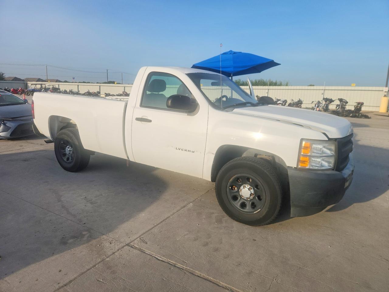 2013 Chevrolet Silverado C1500 White vin: 1GCNCPEX0DZ303633