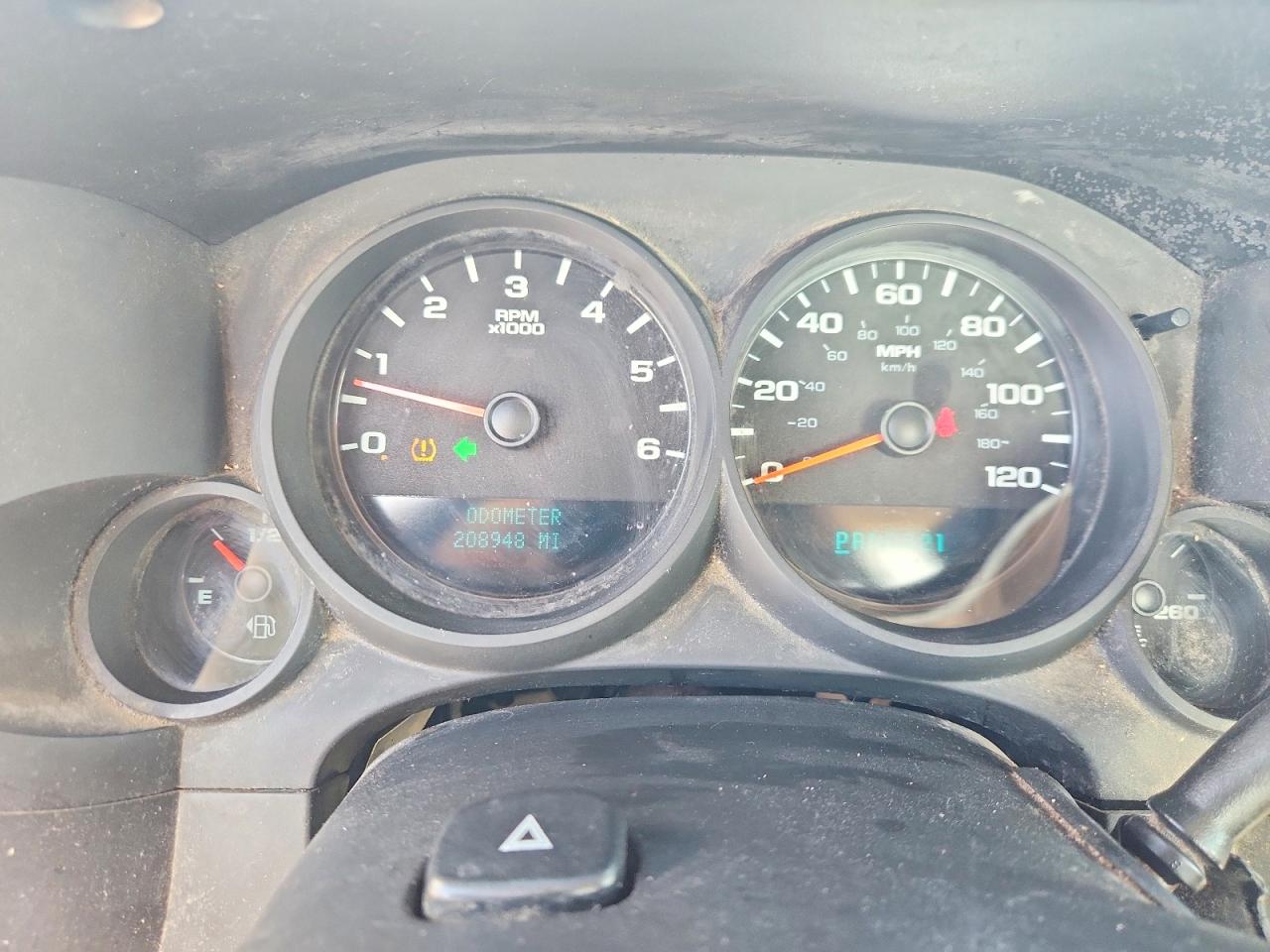 2011 Chevrolet Silverado C1500 White vin: 1GCNCPEX1BZ373994