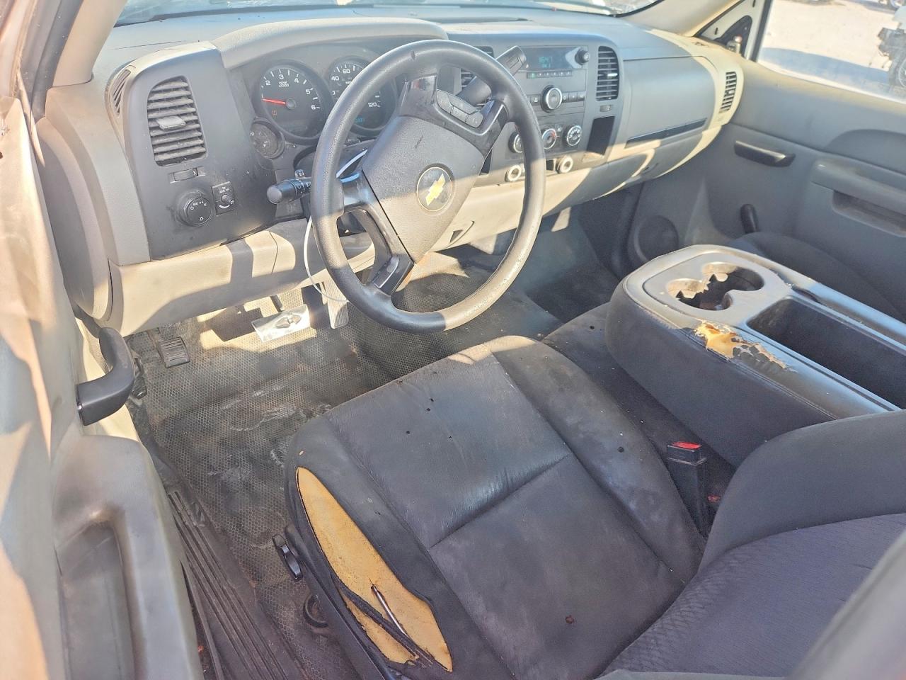 2011 Chevrolet Silverado C1500 White vin: 1GCNCPEX1BZ373994