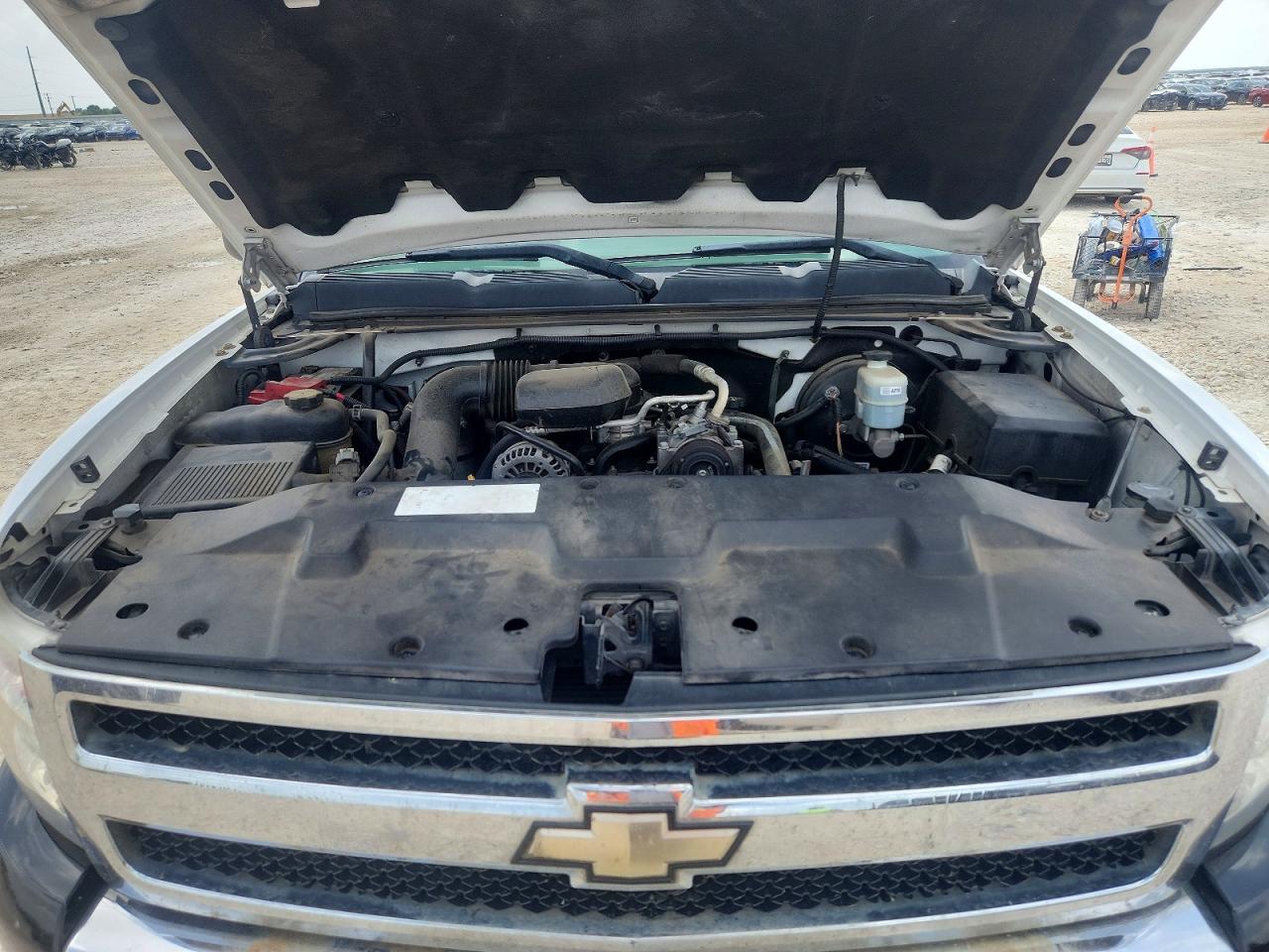 2012 Chevrolet Silverado C1500 White vin: 1GCNCPEX1CZ218184