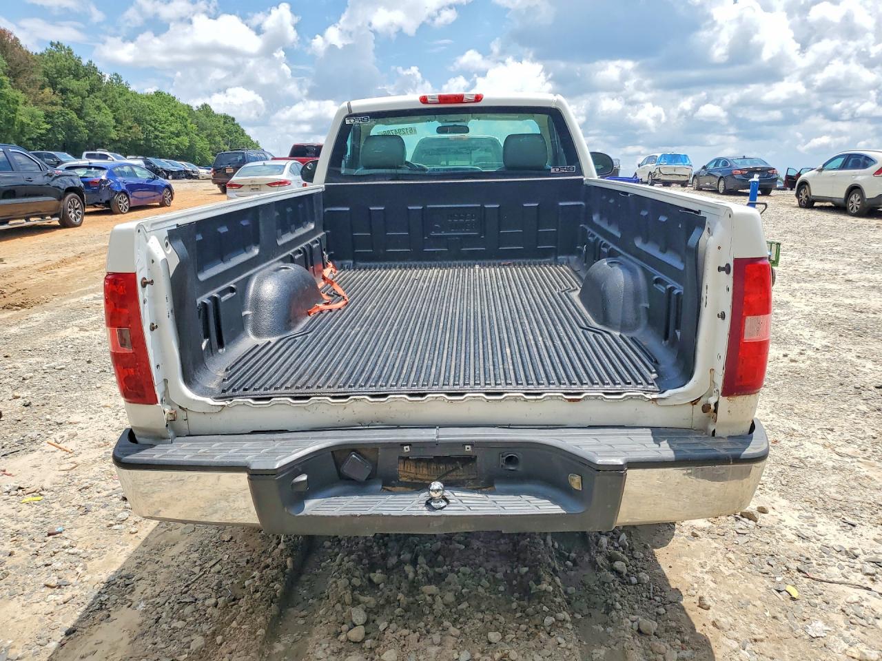 2013 Chevrolet Silverado C1500 White vin: 1GCNCPEX1DZ261022