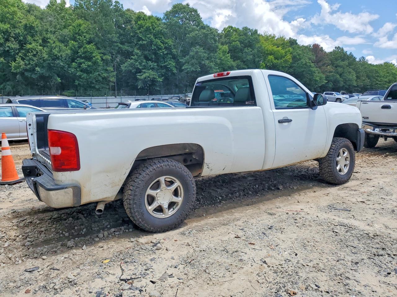 2013 Chevrolet Silverado C1500 White vin: 1GCNCPEX1DZ261022
