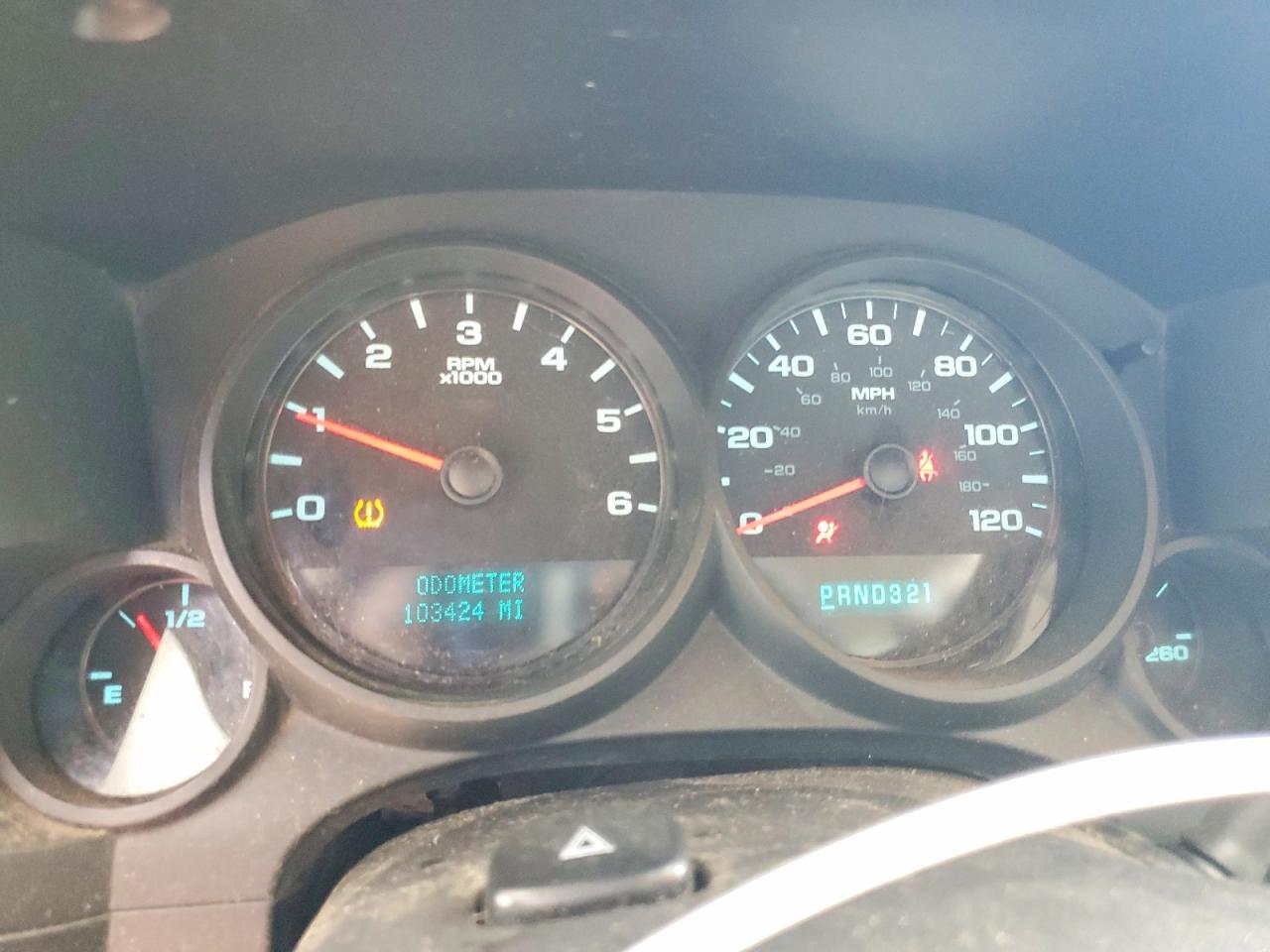 2013 Chevrolet Silverado C1500 White vin: 1GCNCPEX1DZ261022