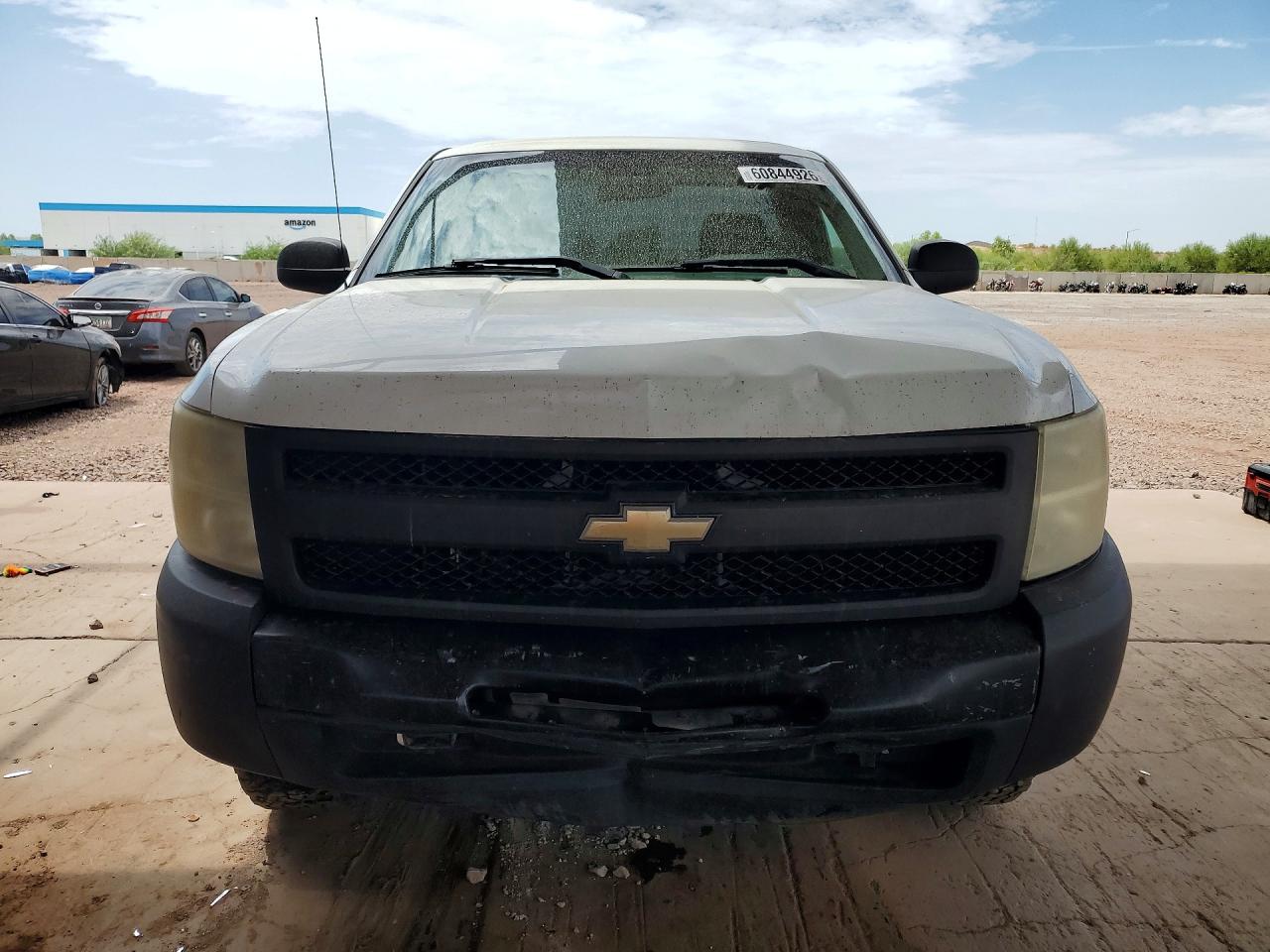 2011 Chevrolet Silverado C1500 White vin: 1GCNCPEX2BZ159158