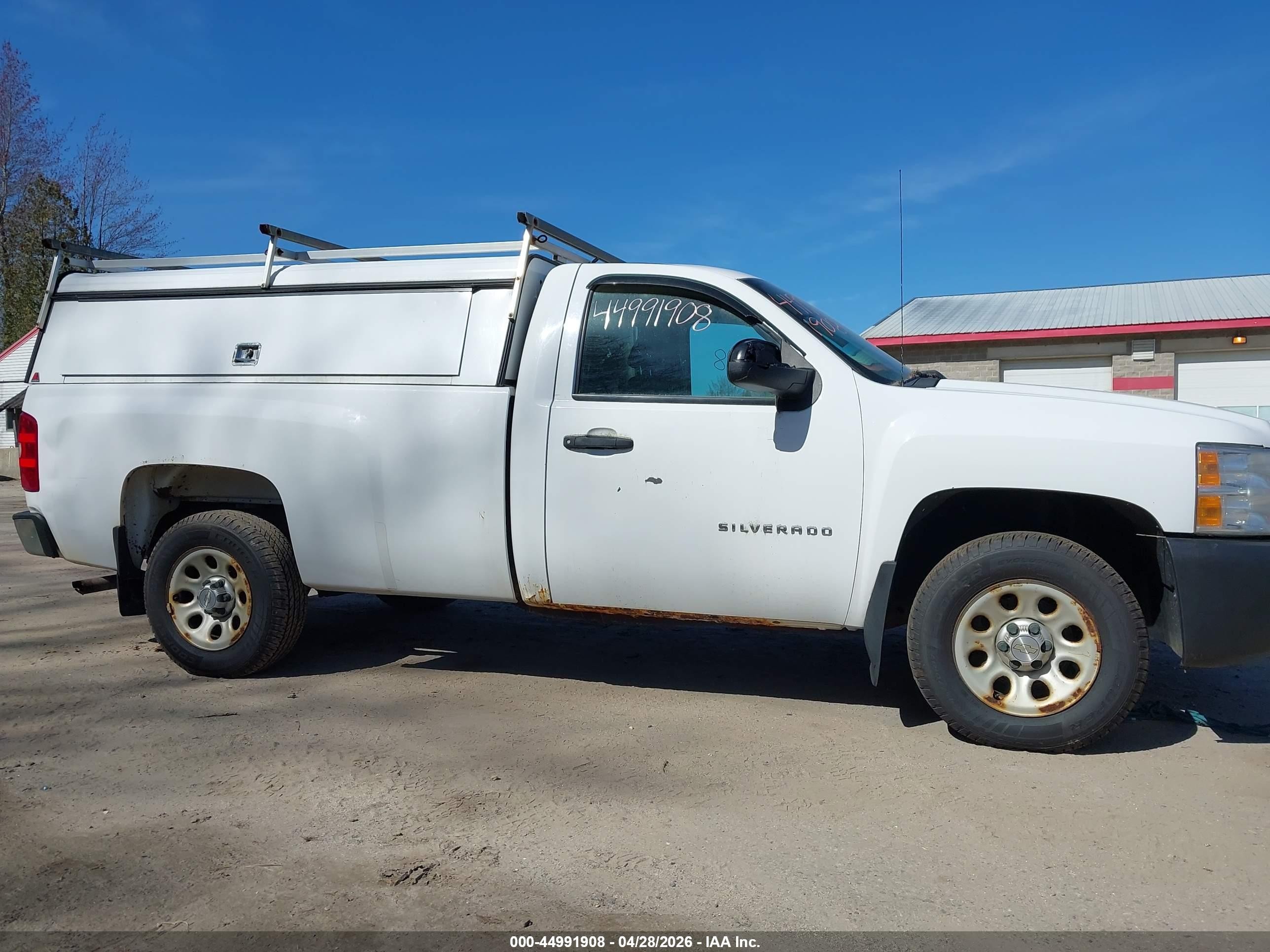 2013 Chevrolet Silverado 1500 Work Truck White vin: 1GCNCPEX2DZ221970