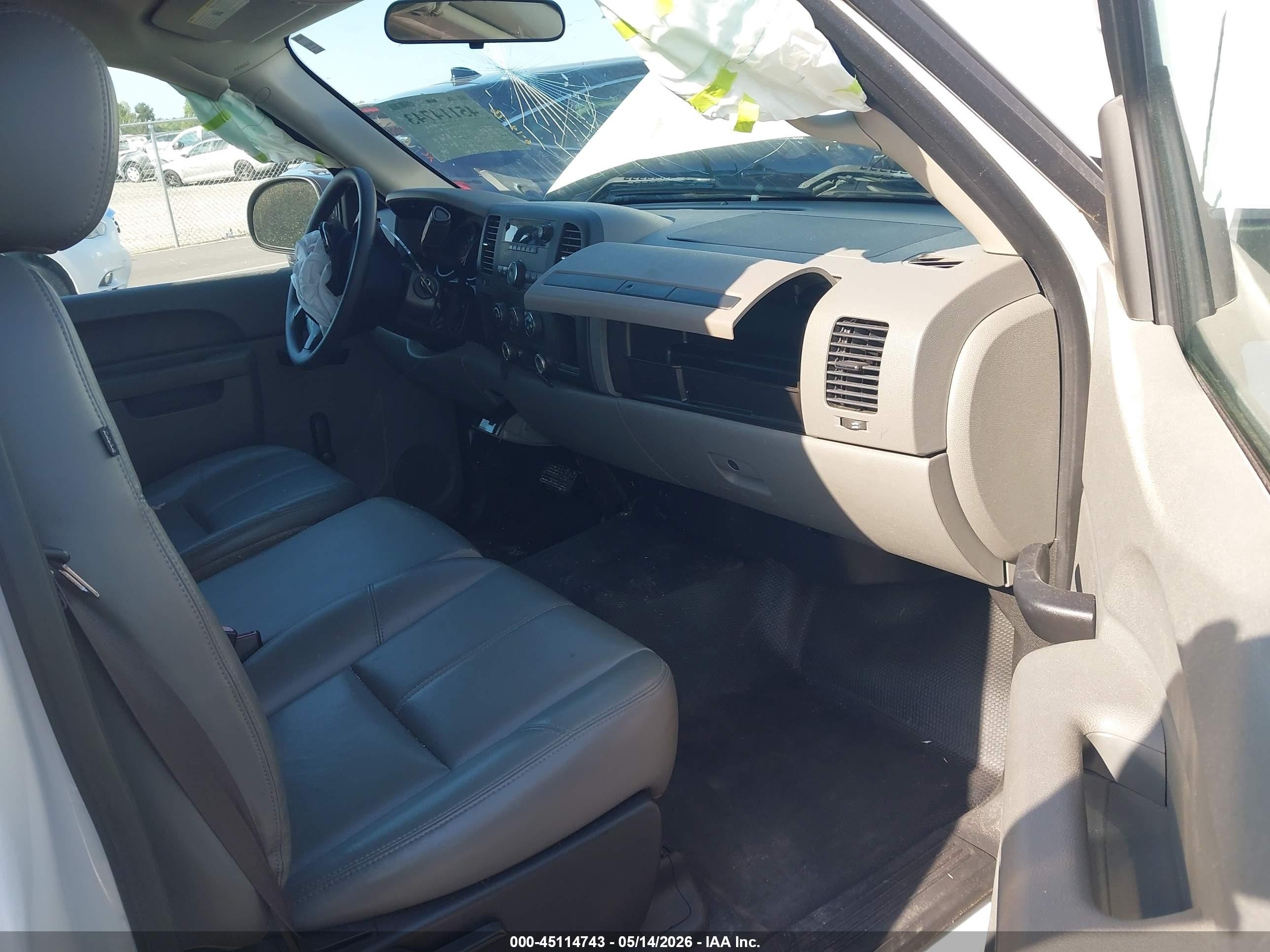 2013 Chevrolet Silverado 1500 Work Truck White vin: 1GCNCPEX2DZ238543