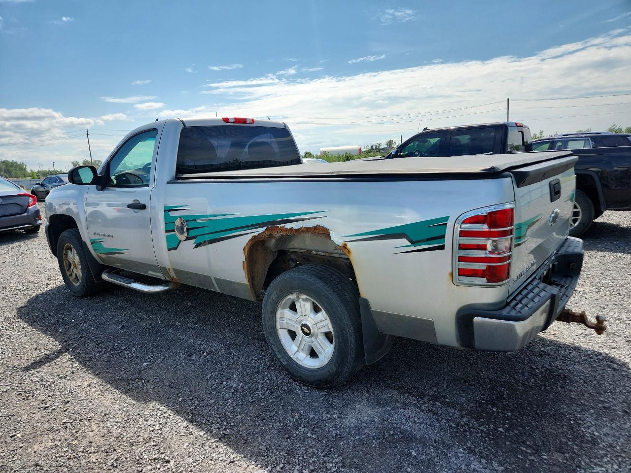 2011 Chevrolet Silverado C1500 Silver vin: 1GCNCPEX3BZ382440