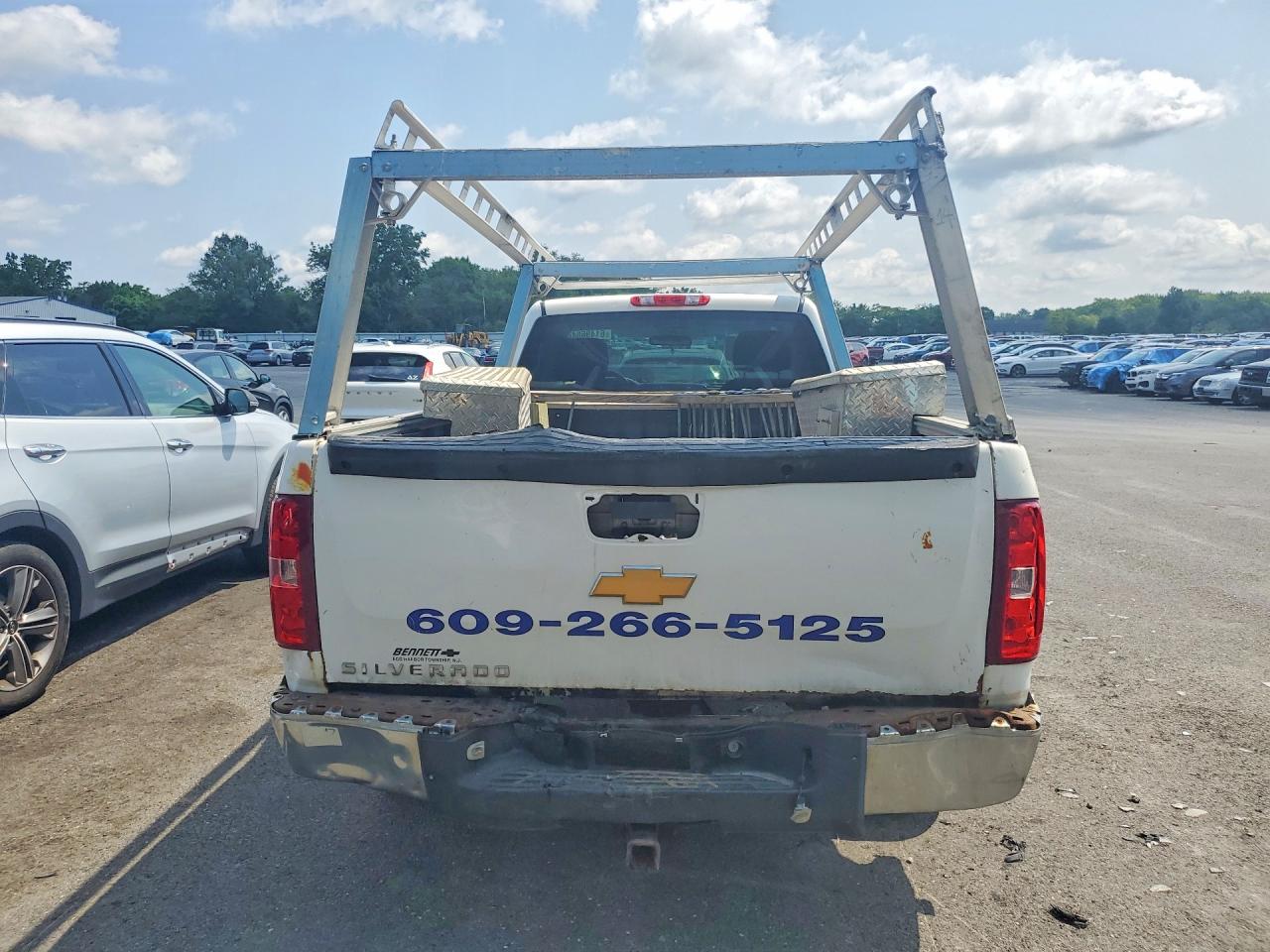 2012 Chevrolet Silverado C1500 White vin: 1GCNCPEX3CZ302202