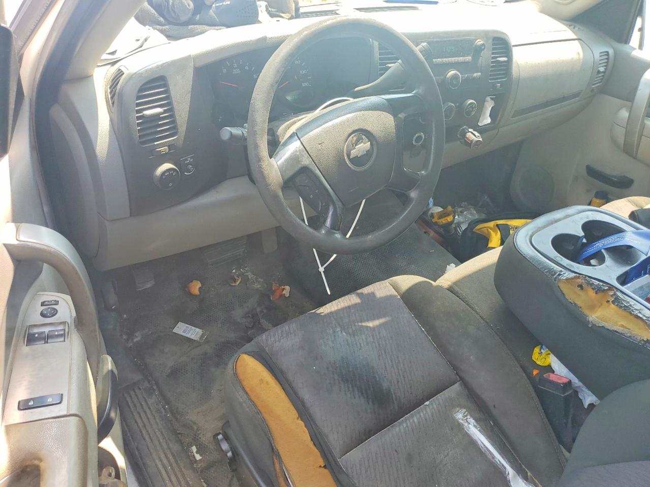 2012 Chevrolet Silverado C1500 White vin: 1GCNCPEX3CZ302202