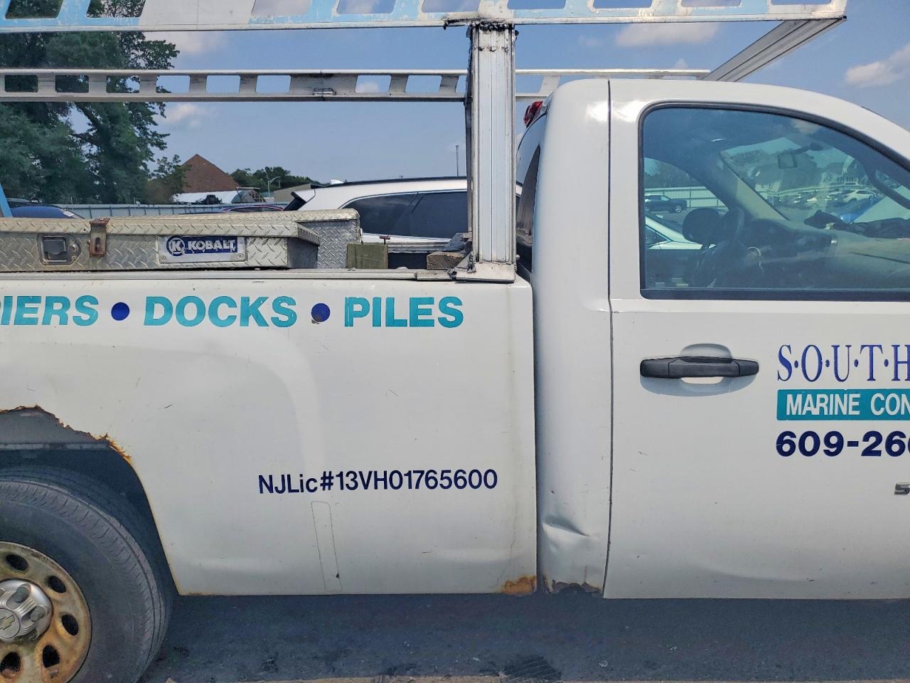 2012 Chevrolet Silverado C1500 White vin: 1GCNCPEX3CZ302202