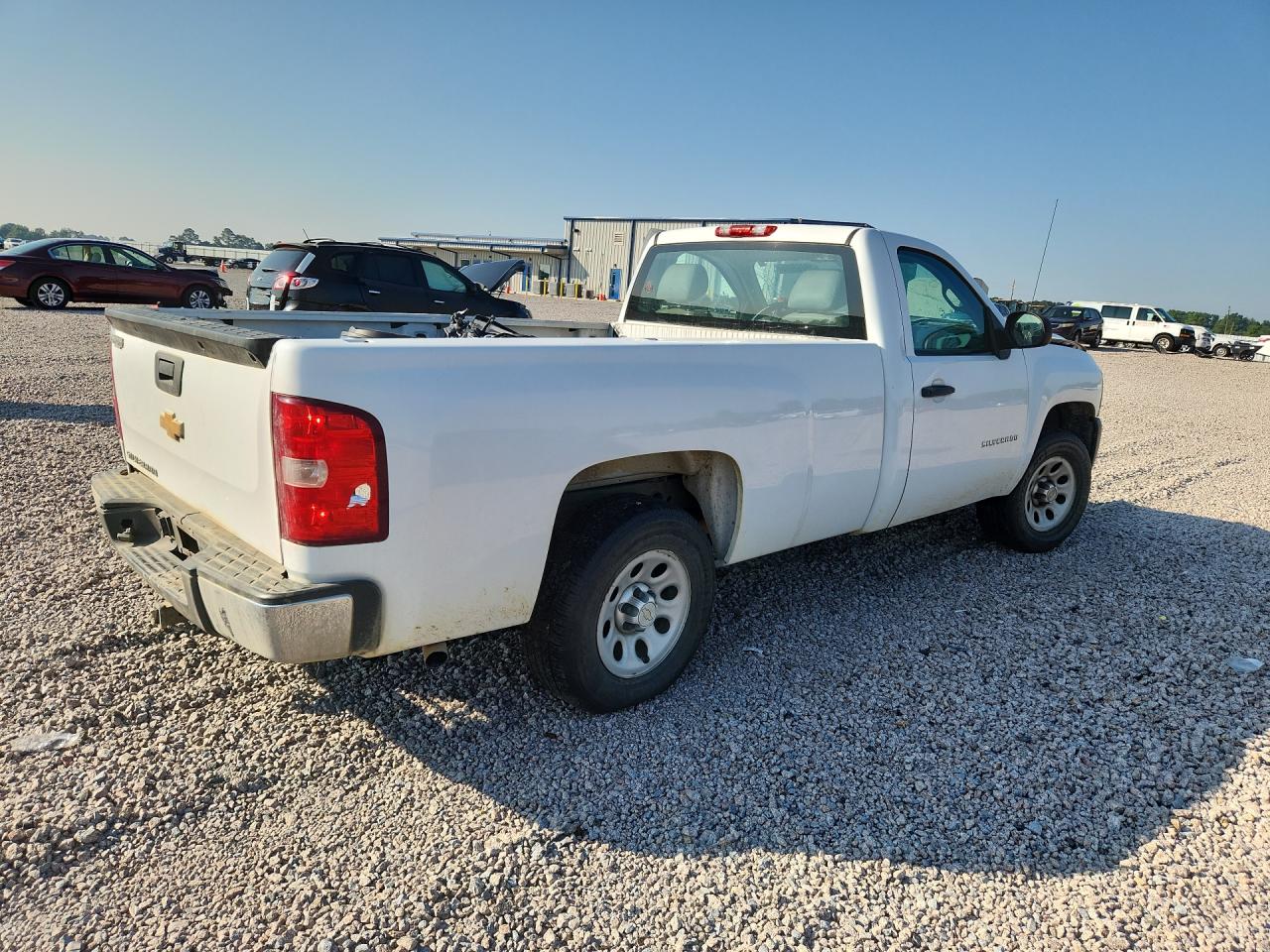 2013 Chevrolet Silverado C1500 White vin: 1GCNCPEX3DZ106343