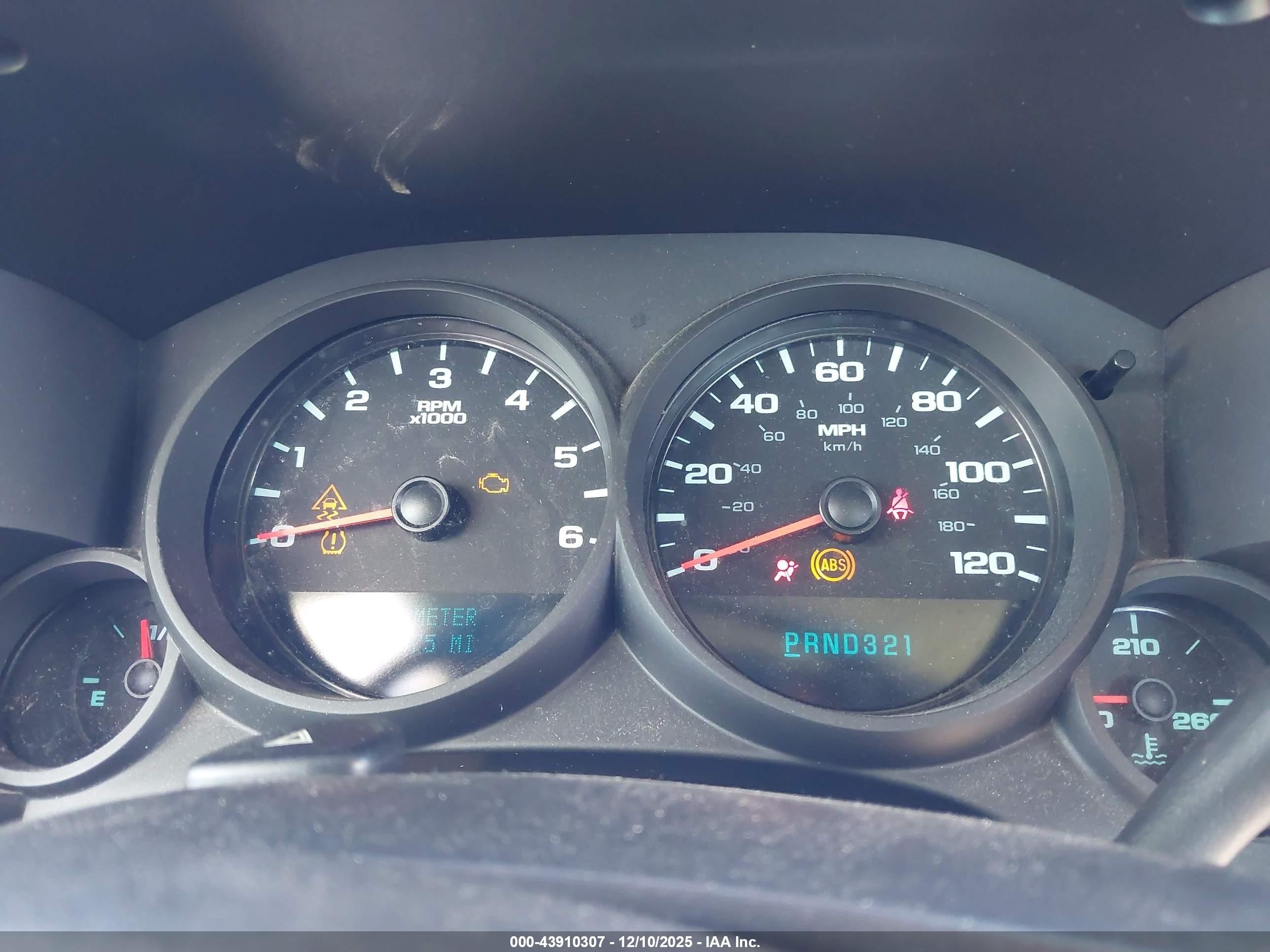 2011 Chevrolet Silverado 1500 Work Truck White vin: 1GCNCPEX4BZ204634