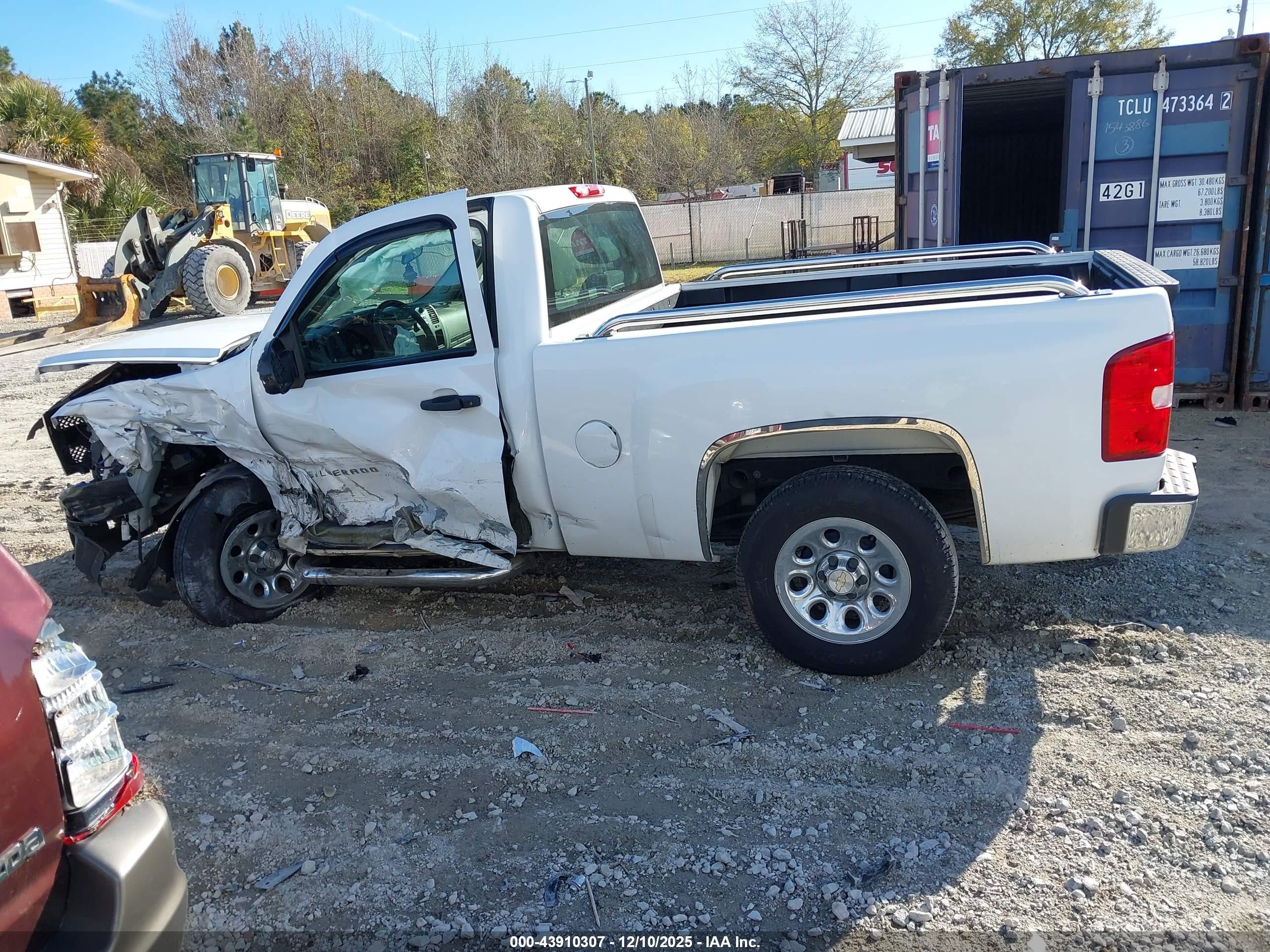 2011 Chevrolet Silverado 1500 Work Truck White vin: 1GCNCPEX4BZ204634