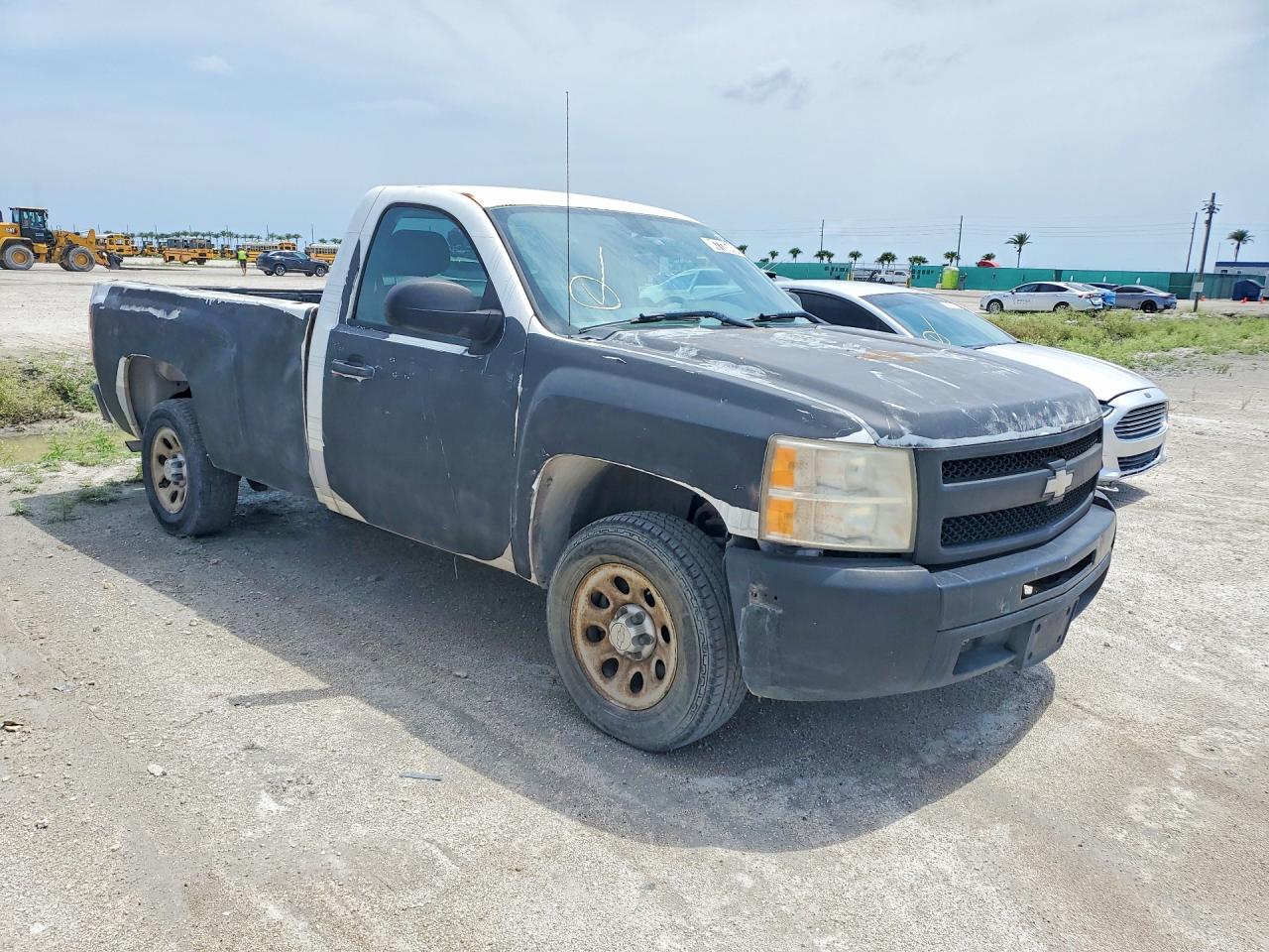 2011 Chevrolet Silverado C1500 White vin: 1GCNCPEX5BZ285322