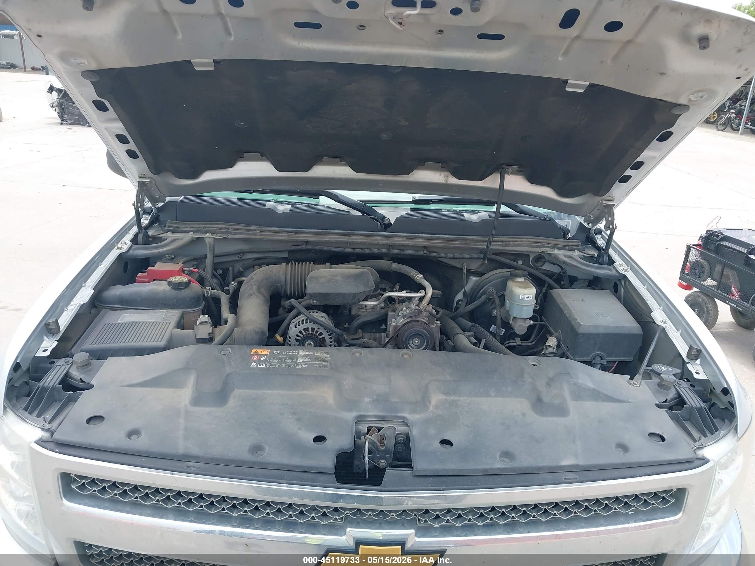 2013 Chevrolet Silverado 1500 Work Truck Silver vin: 1GCNCPEX5DZ150179