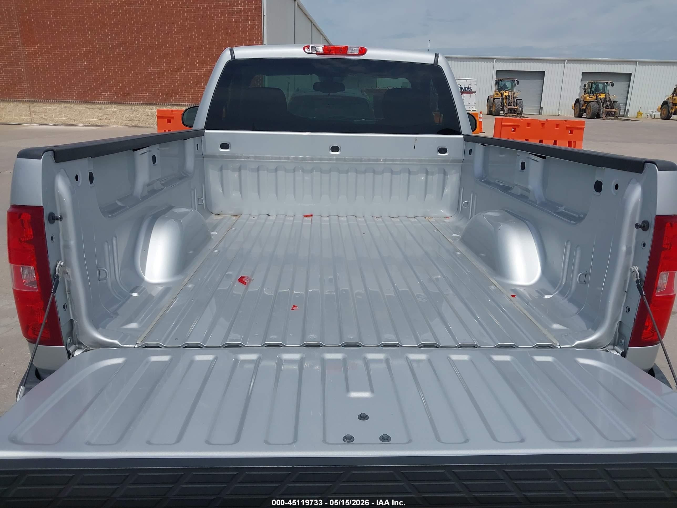 2013 Chevrolet Silverado 1500 Work Truck Silver vin: 1GCNCPEX5DZ150179