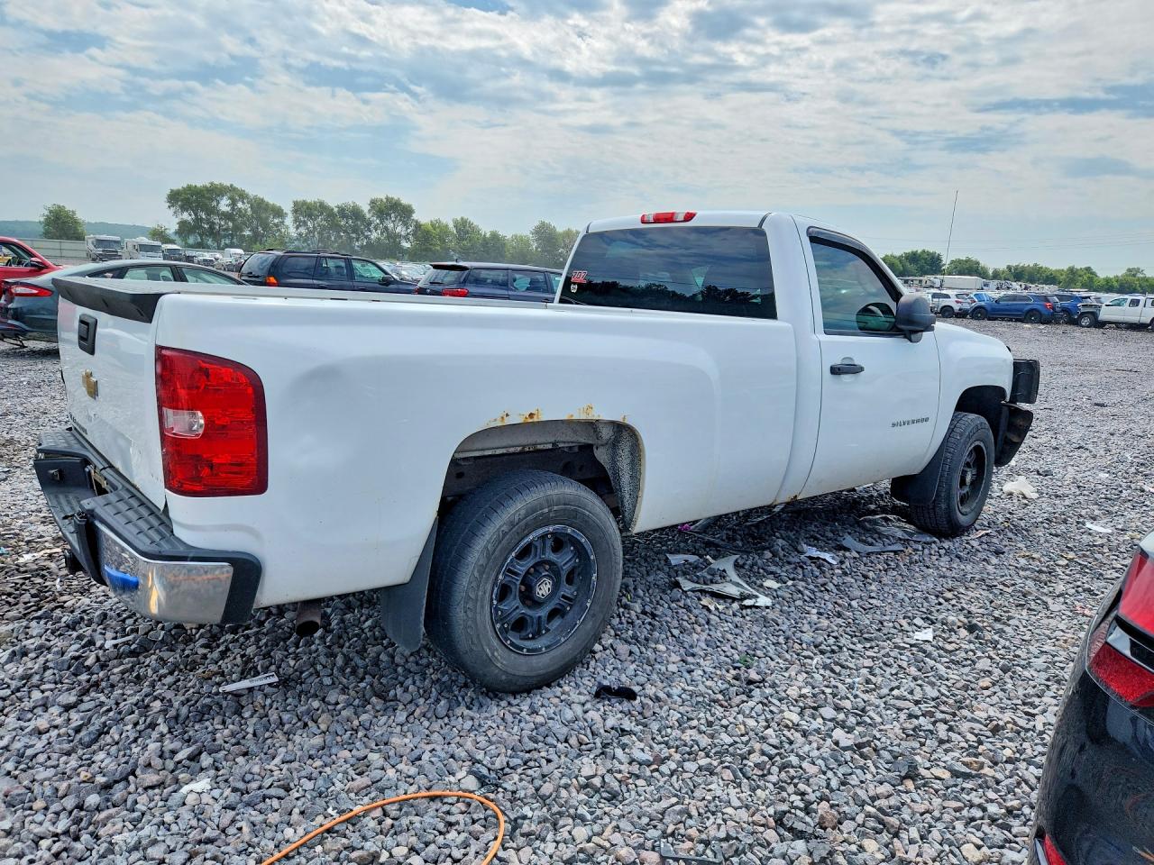 2013 Chevrolet Silverado C1500 White vin: 1GCNCPEX5DZ284657