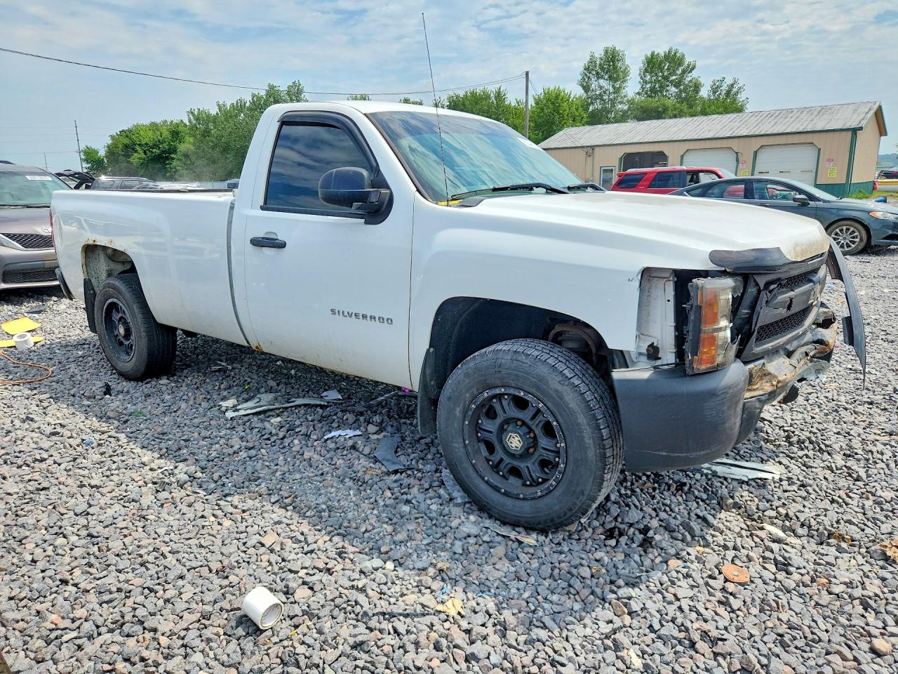 2013 Chevrolet Silverado C1500 White vin: 1GCNCPEX5DZ284657