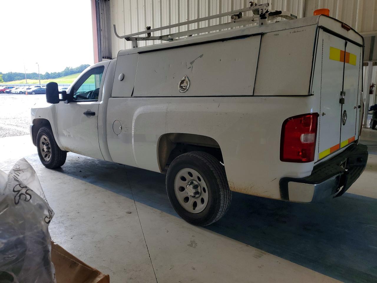 2013 Chevrolet Silverado C1500 White vin: 1GCNCPEX5DZ900082