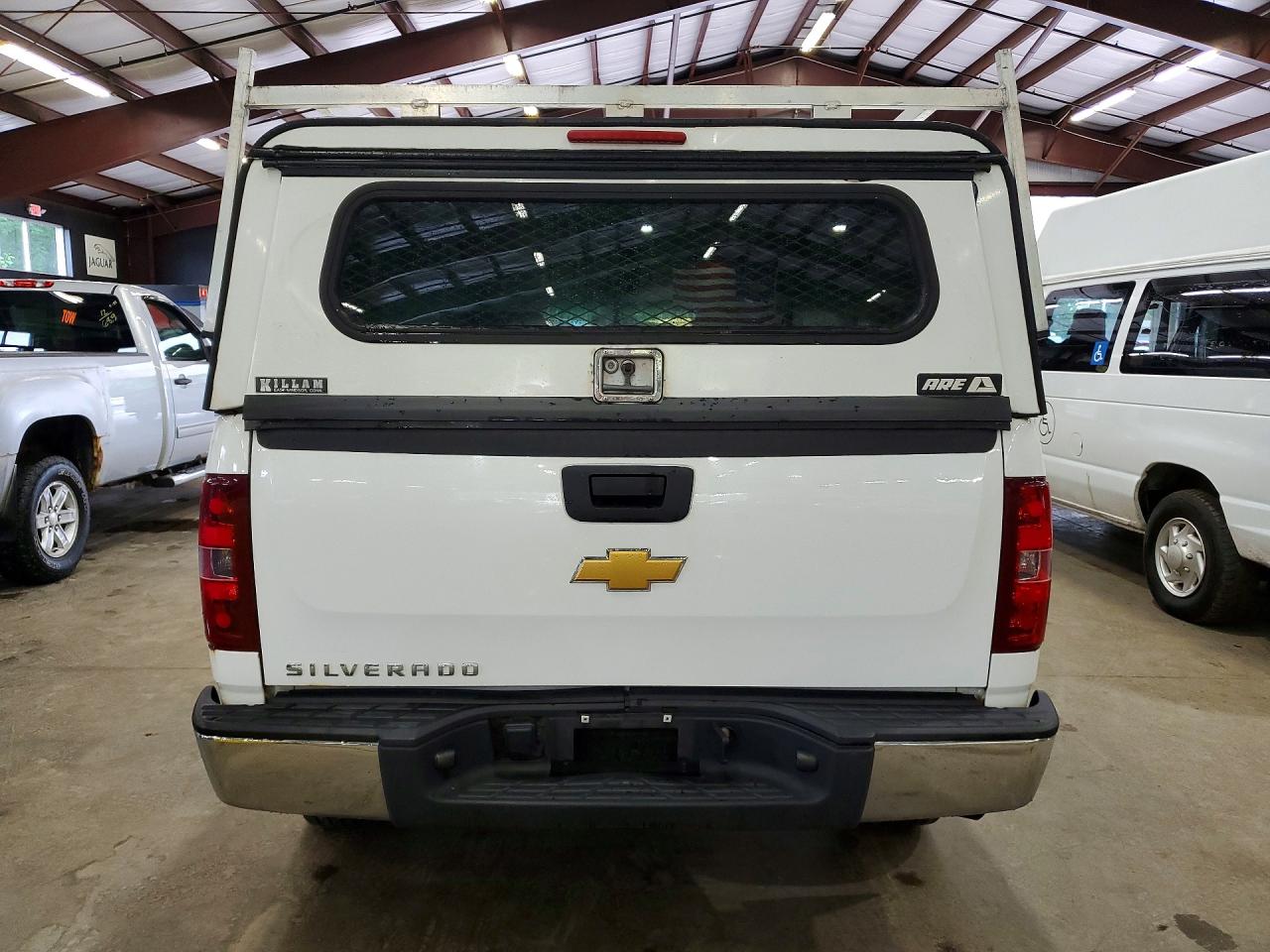 2013 Chevrolet Silverado C1500 White vin: 1GCNCPEX6DZ382631
