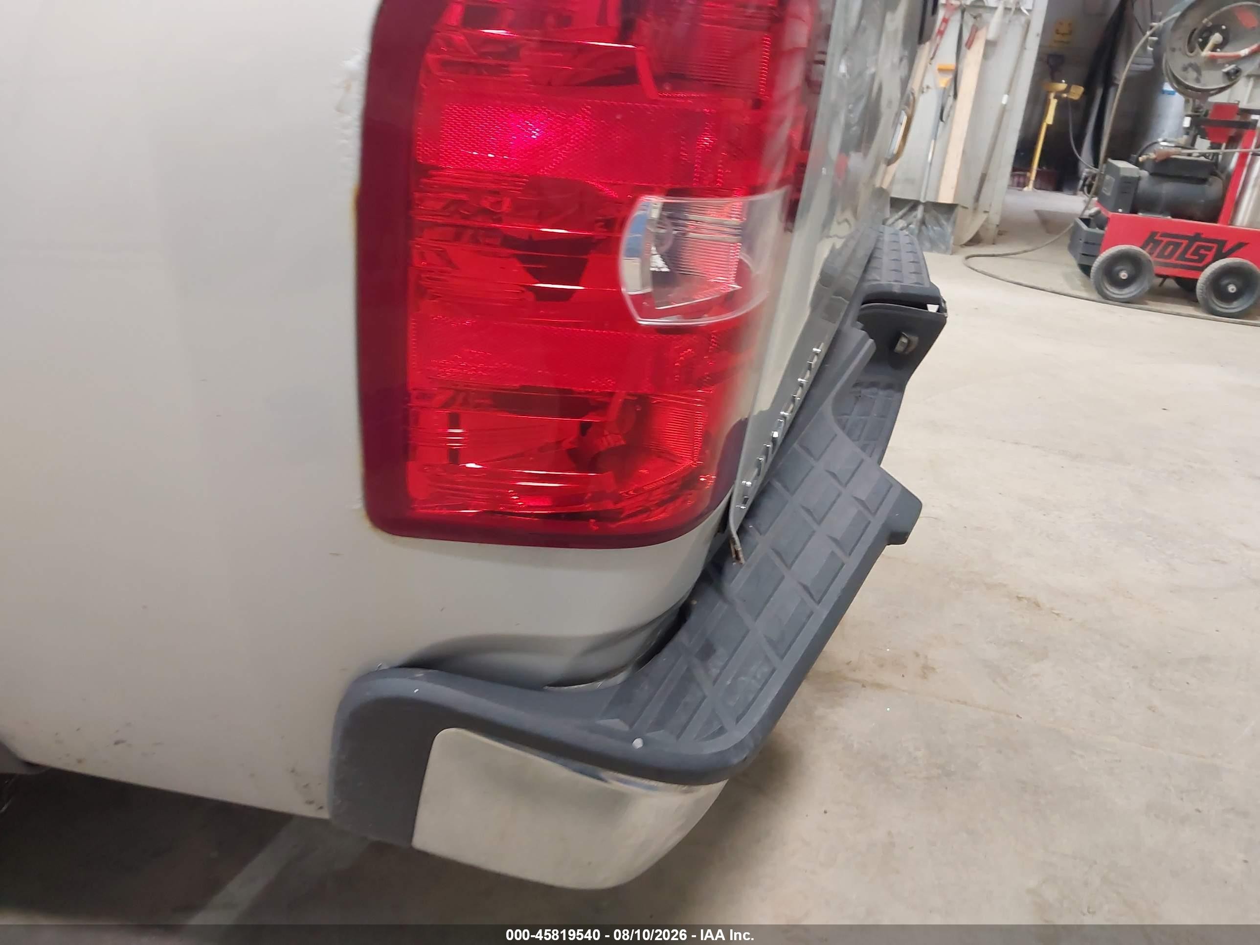 2012 Chevrolet Silverado 1500 Work Truck Silver vin: 1GCNCPEX7CZ345294