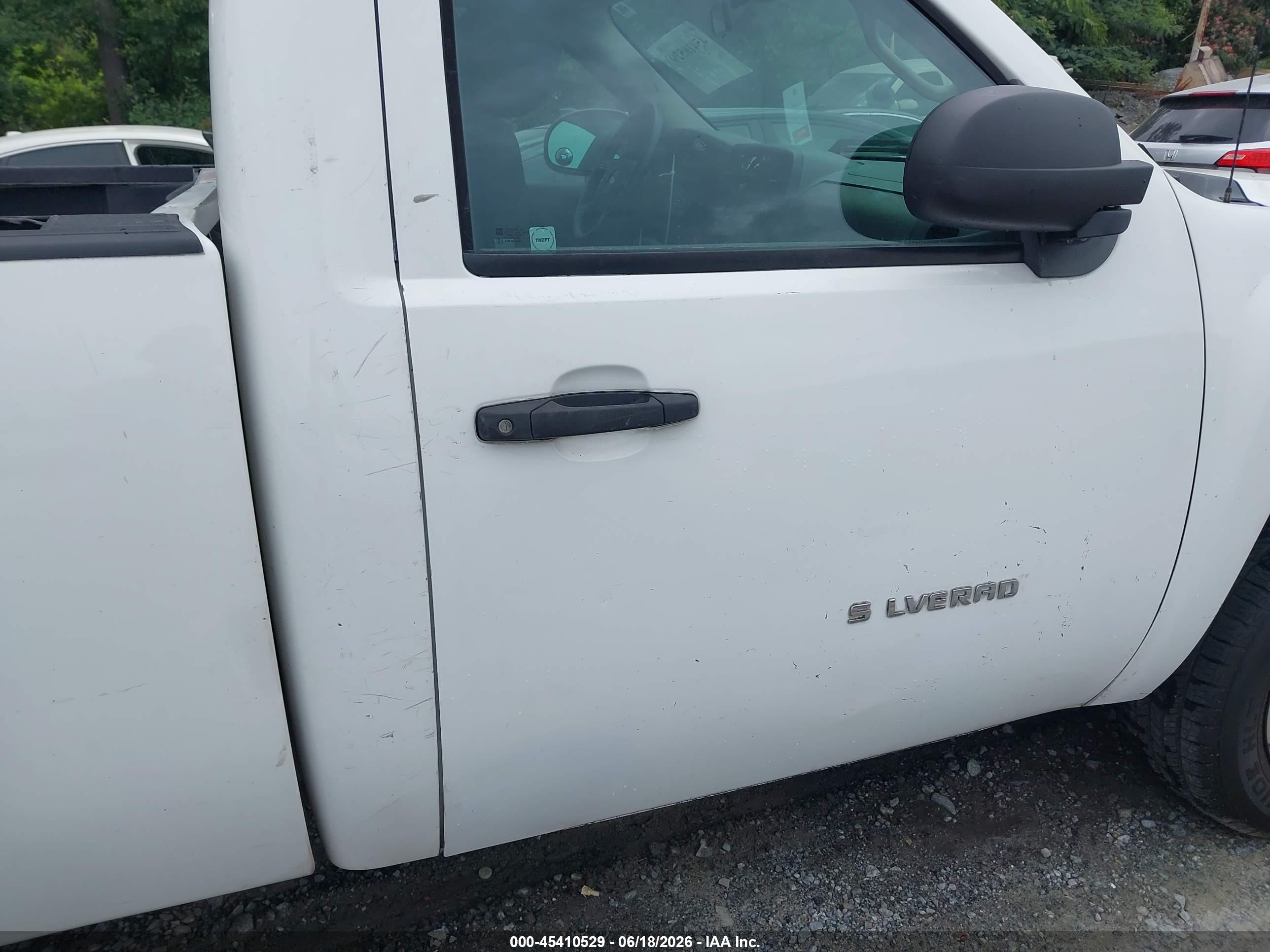 2013 Chevrolet Silverado 1500 Work Truck White vin: 1GCNCPEX7DZ173155