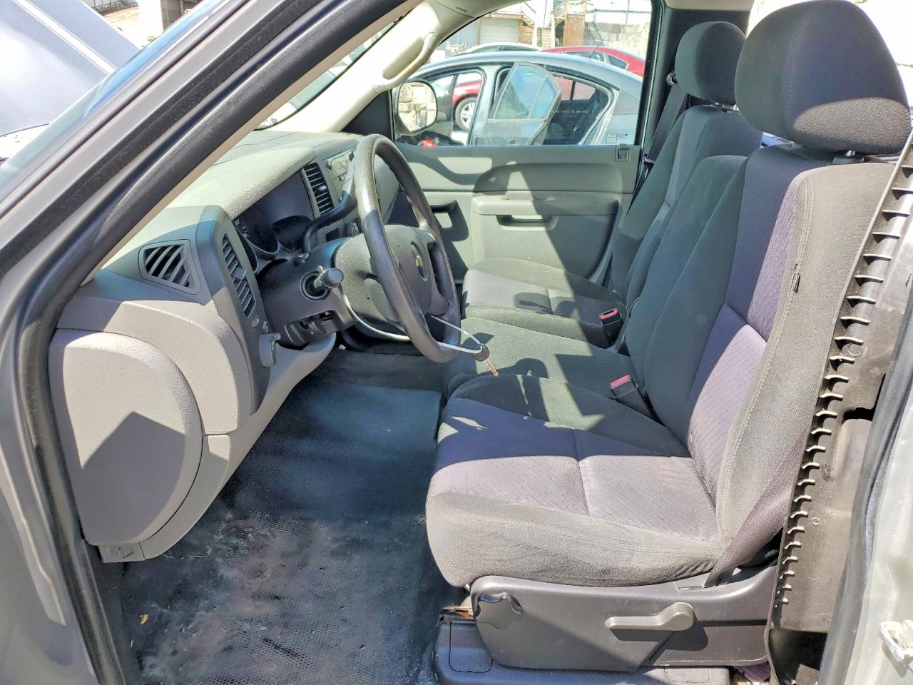2013 Chevrolet Silverado C1500 Silver vin: 1GCNCPEX7DZ413398