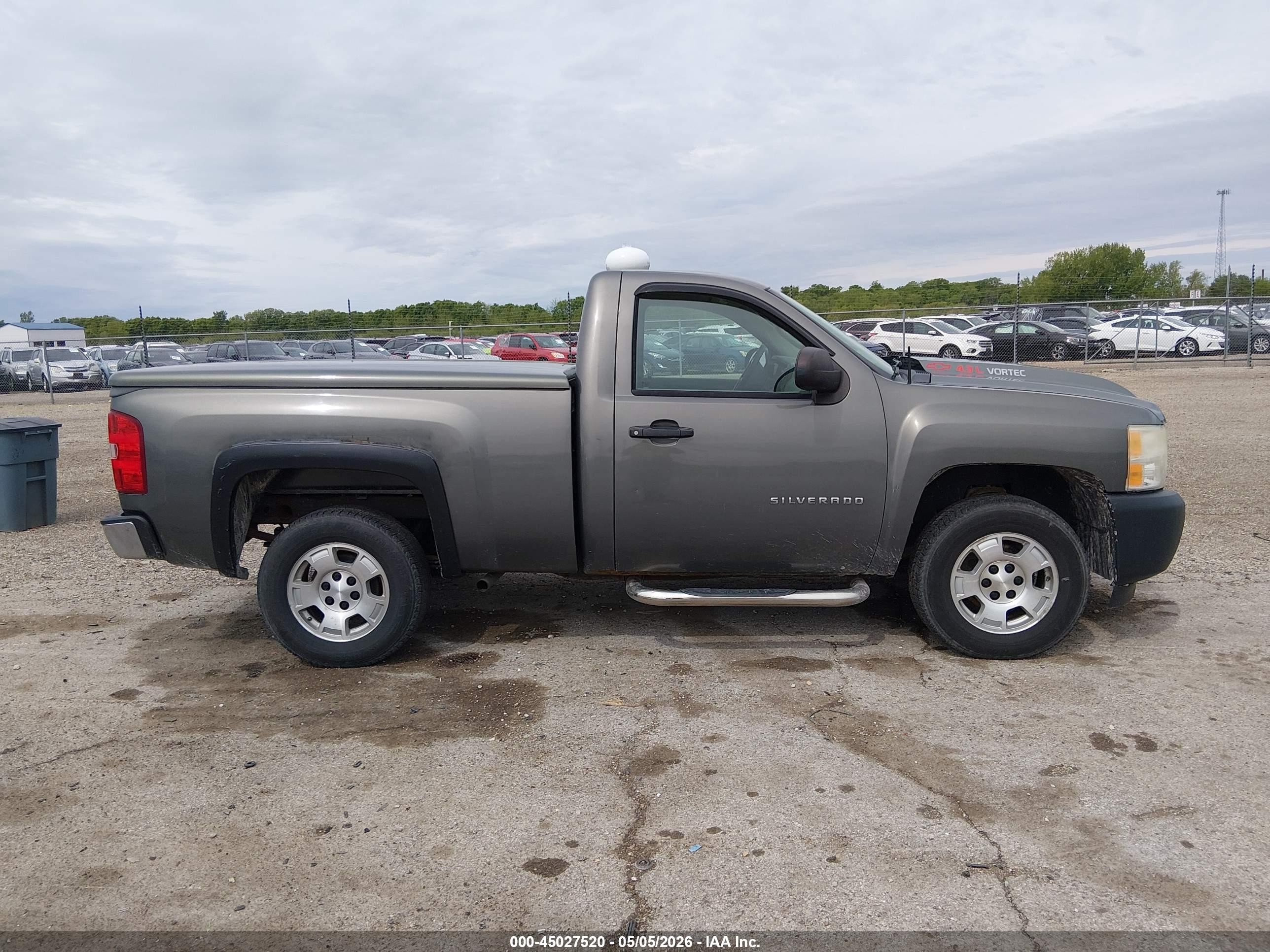 2011 Chevrolet Silverado 1500 Work Truck Серый vin: 1GCNCPEX8BZ345500