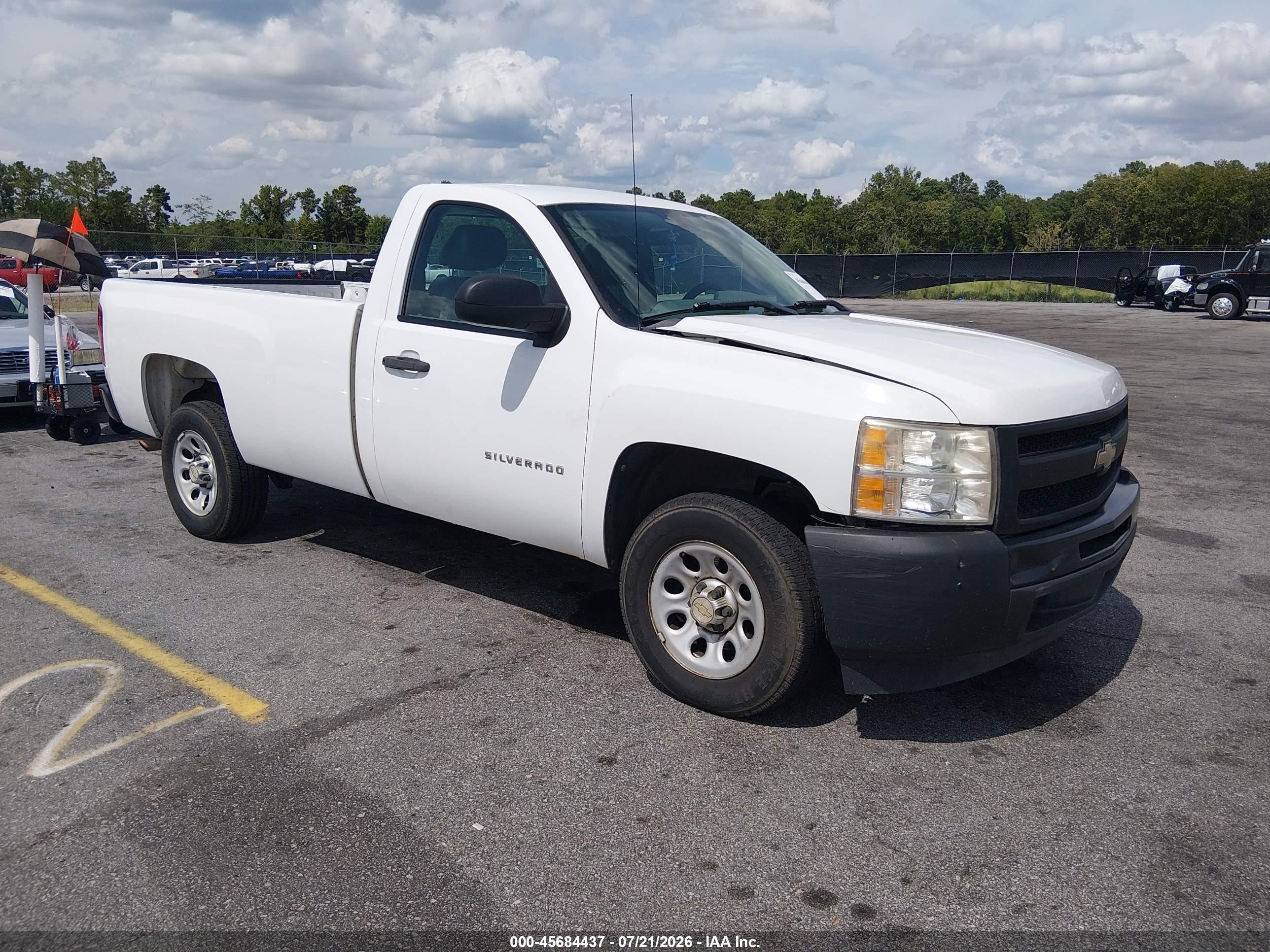 2011 Chevrolet Silverado 1500 Work Truck Белый vin: 1GCNCPEX8BZ354004