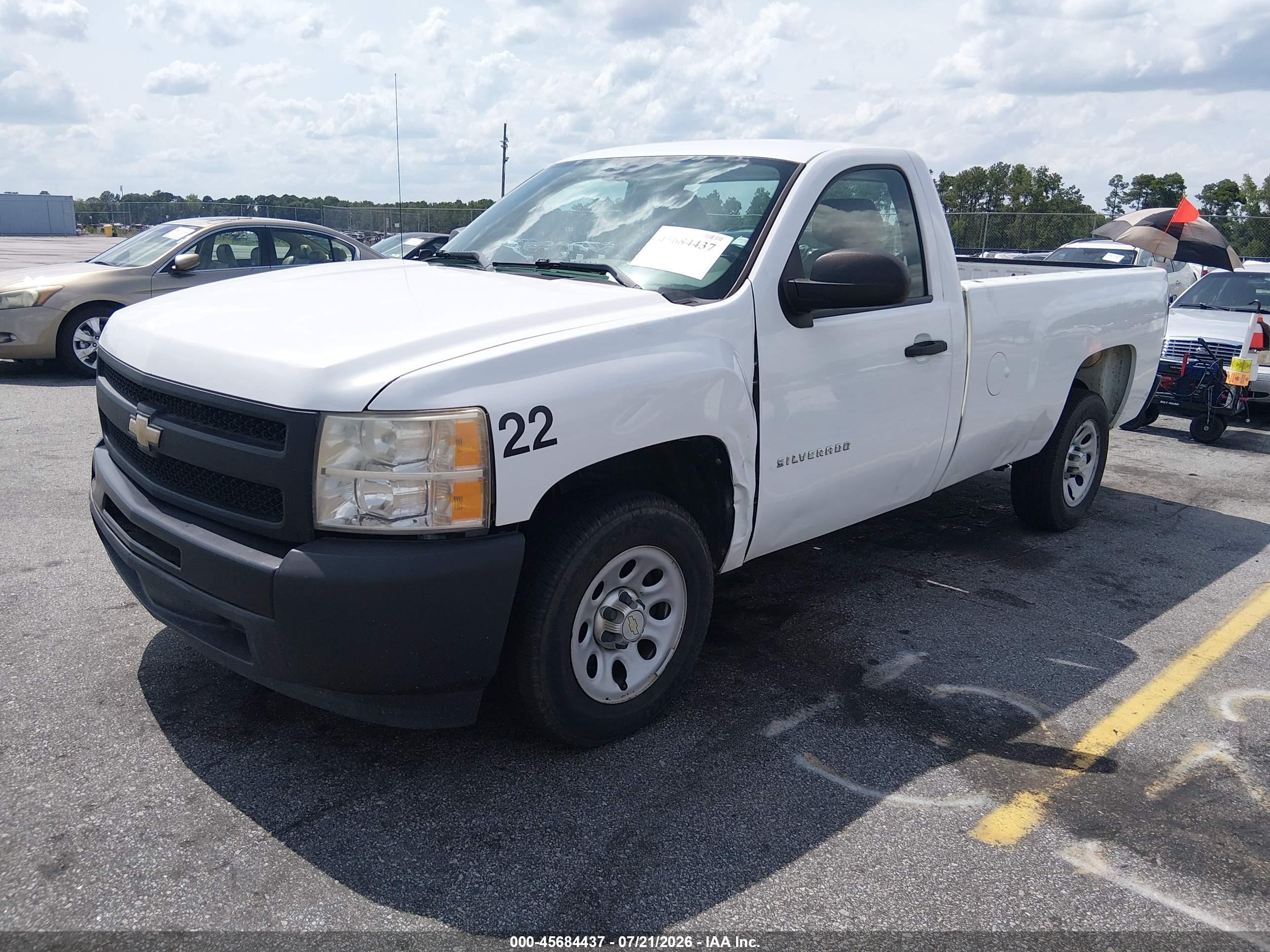 2011 Chevrolet Silverado 1500 Work Truck White vin: 1GCNCPEX8BZ354004
