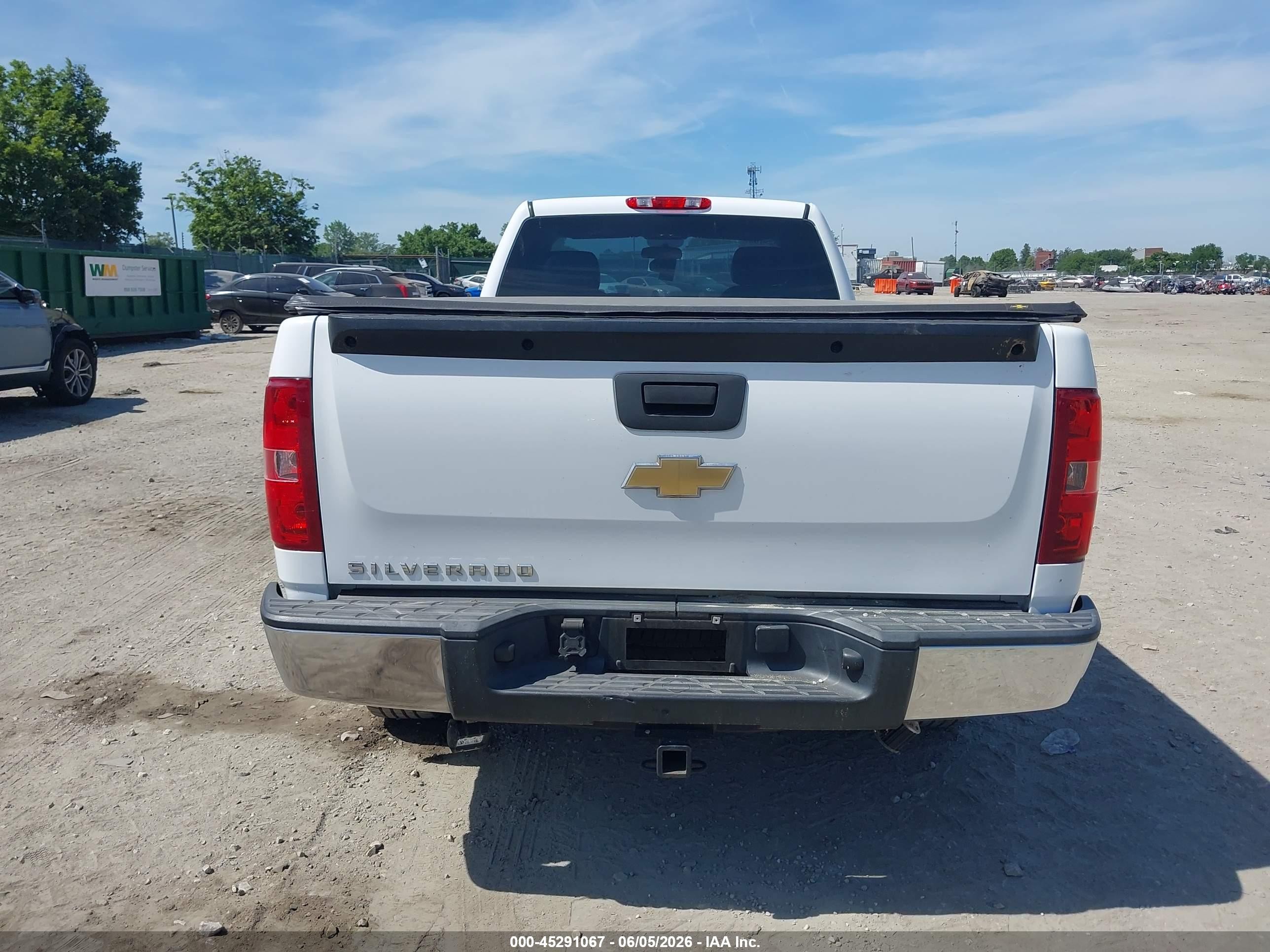 2011 Chevrolet Silverado 1500 Work Truck White vin: 1GCNCPEX8BZ366296