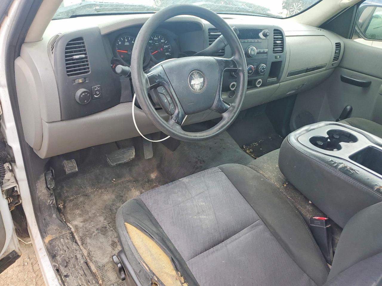 2011 Chevrolet Silverado C1500 Белый vin: 1GCNCPEX8BZ383776